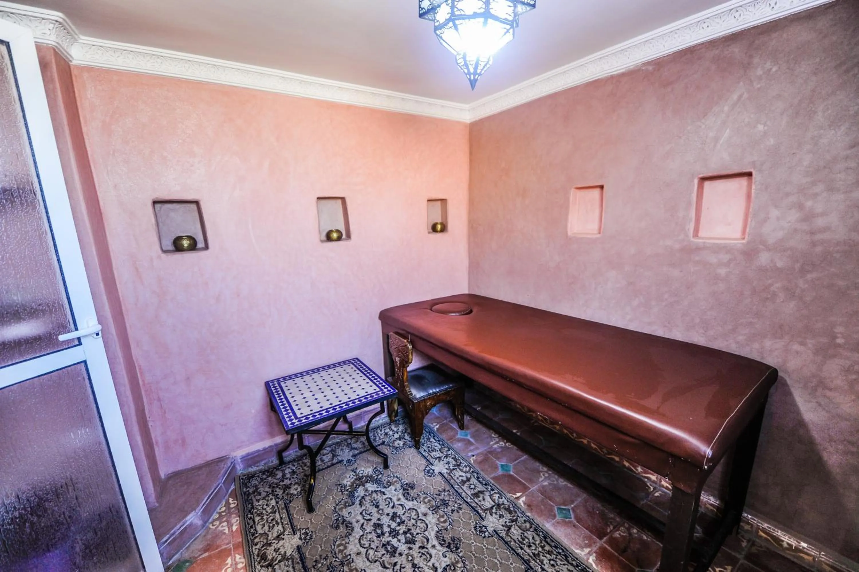 Massage in Riad Errabii & Spa