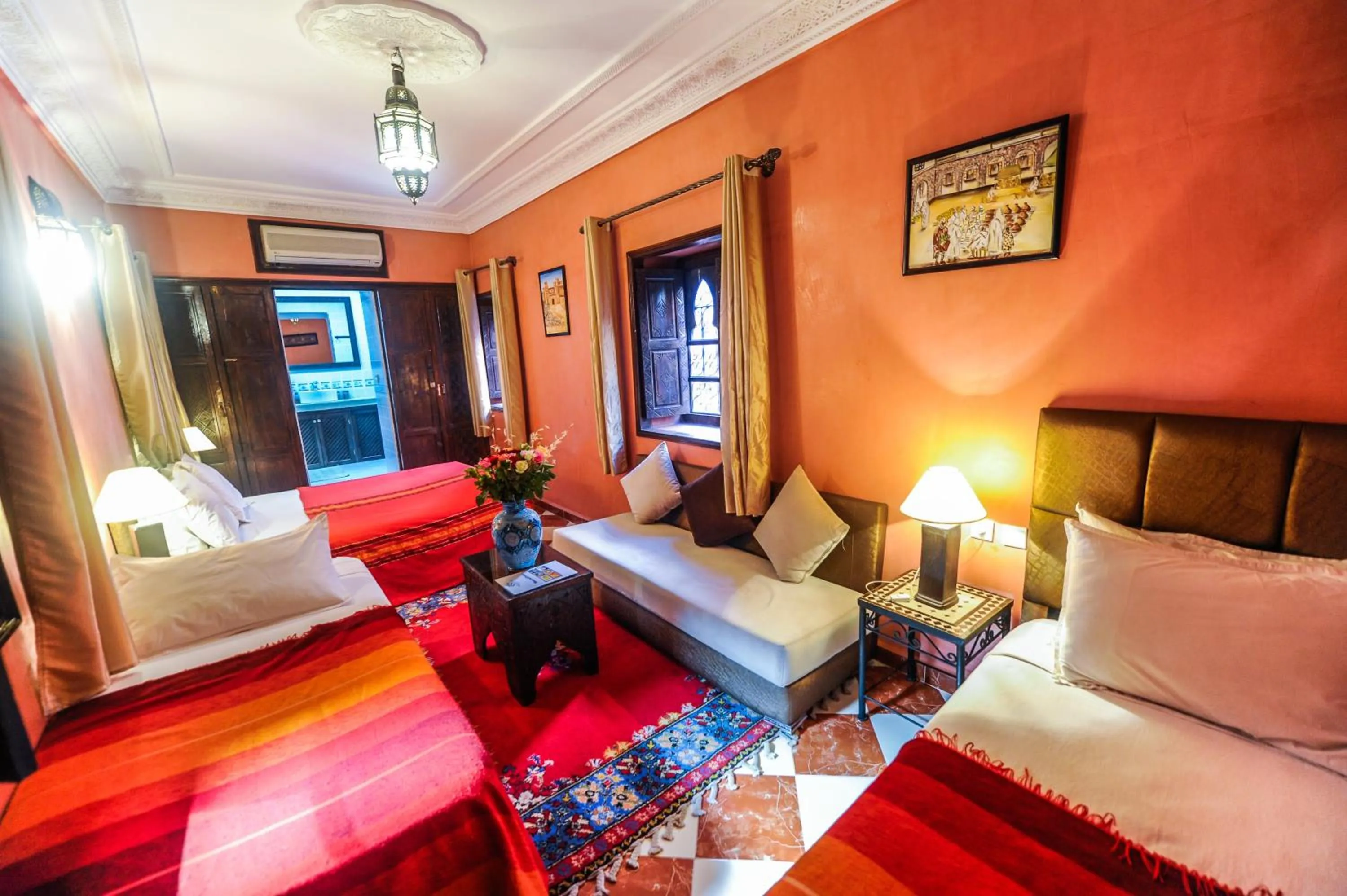 Photo of the whole room, Bed in Riad Errabii & Spa