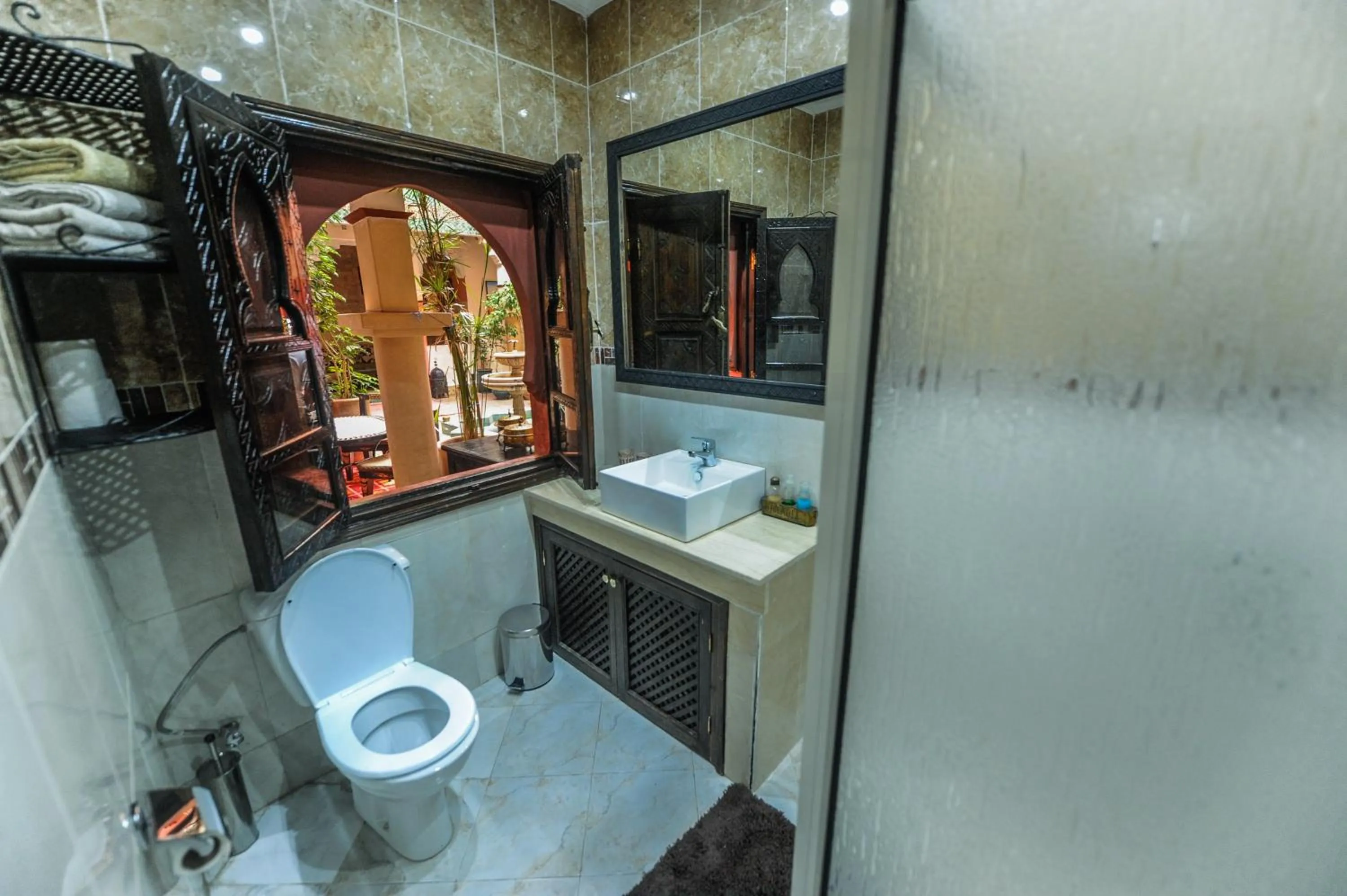Bathroom in Riad Errabii & Spa