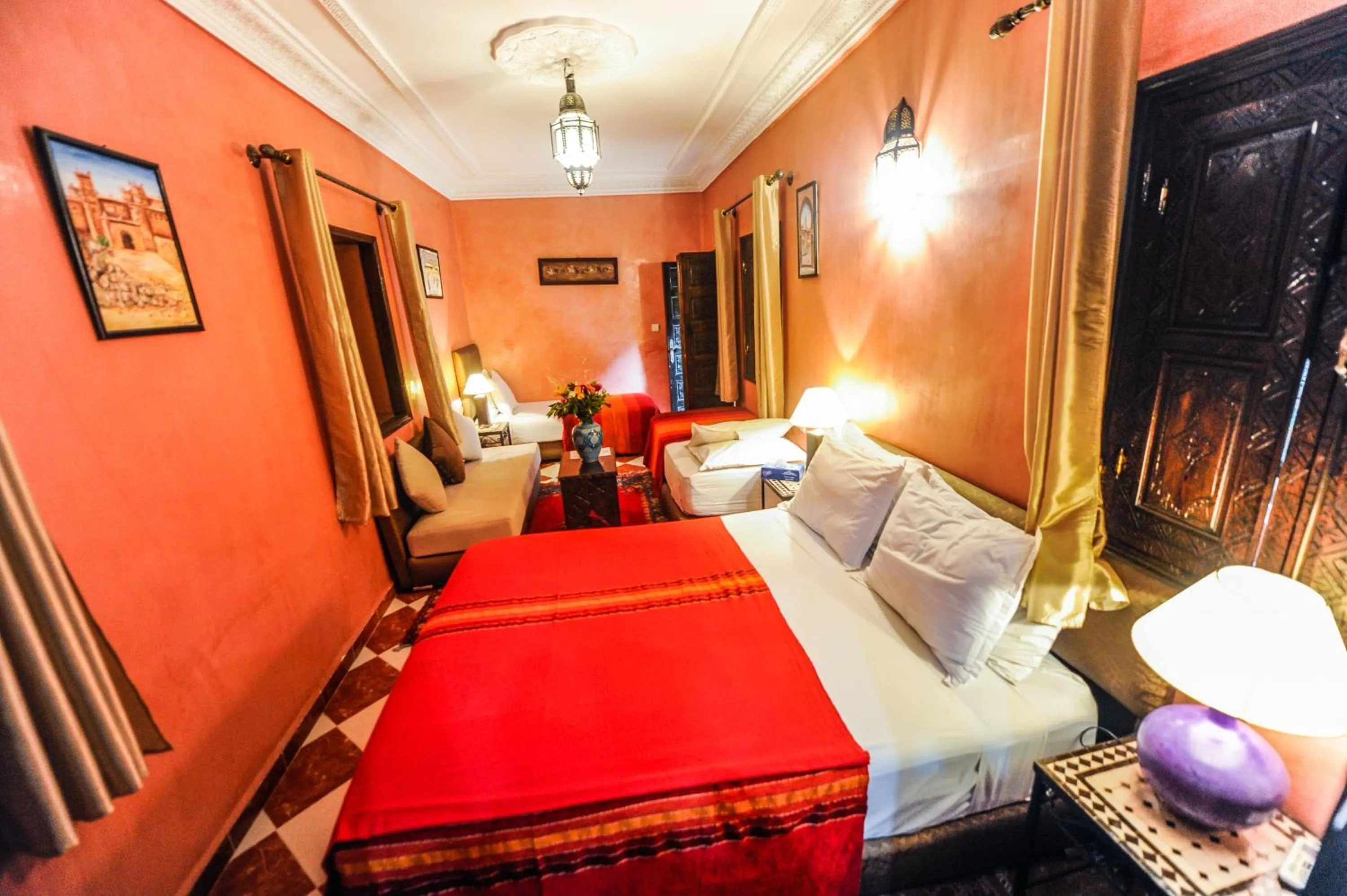 Photo of the whole room, Bed in Riad Errabii & Spa