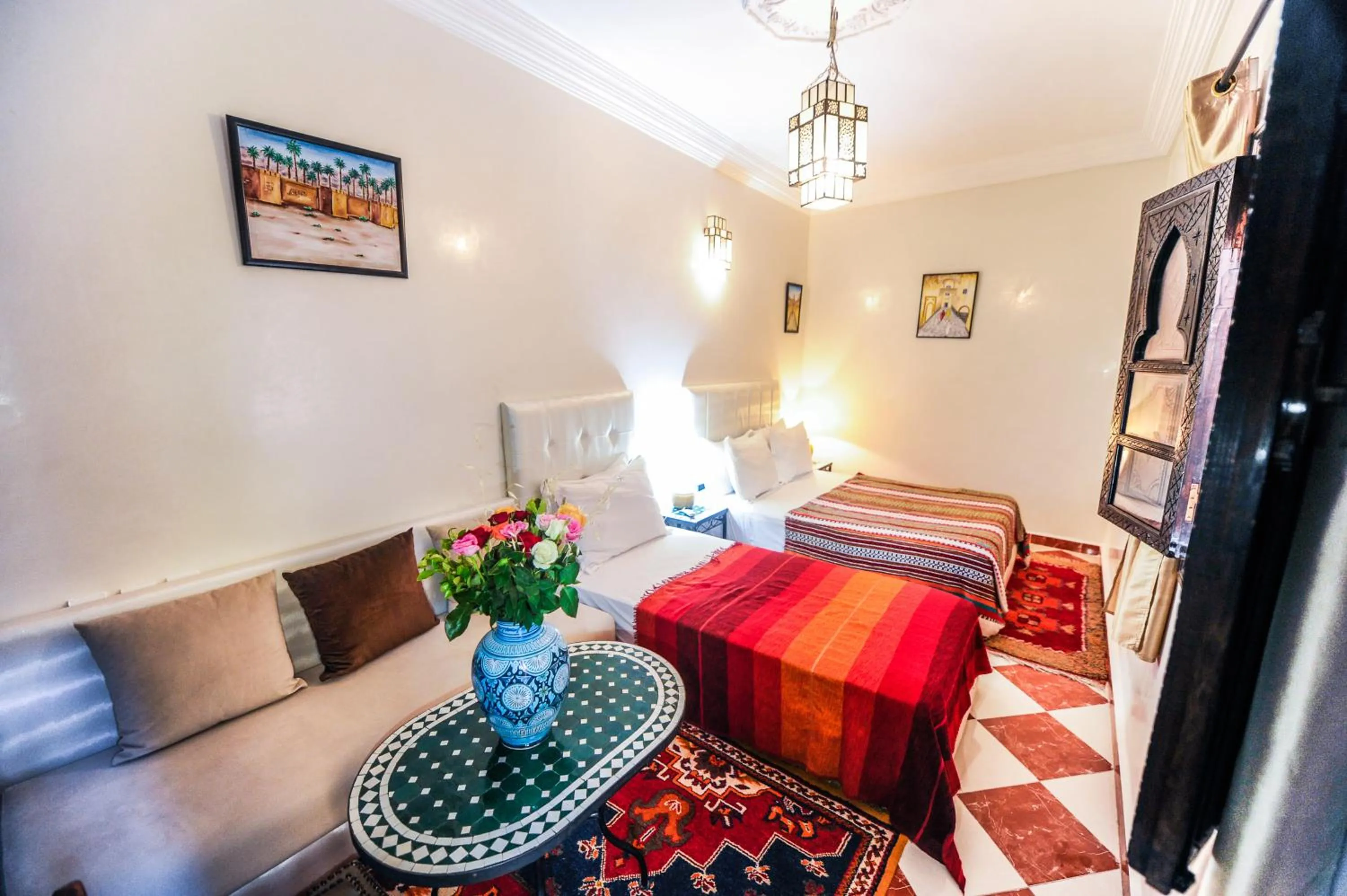 Photo of the whole room, Bed in Riad Errabii & Spa