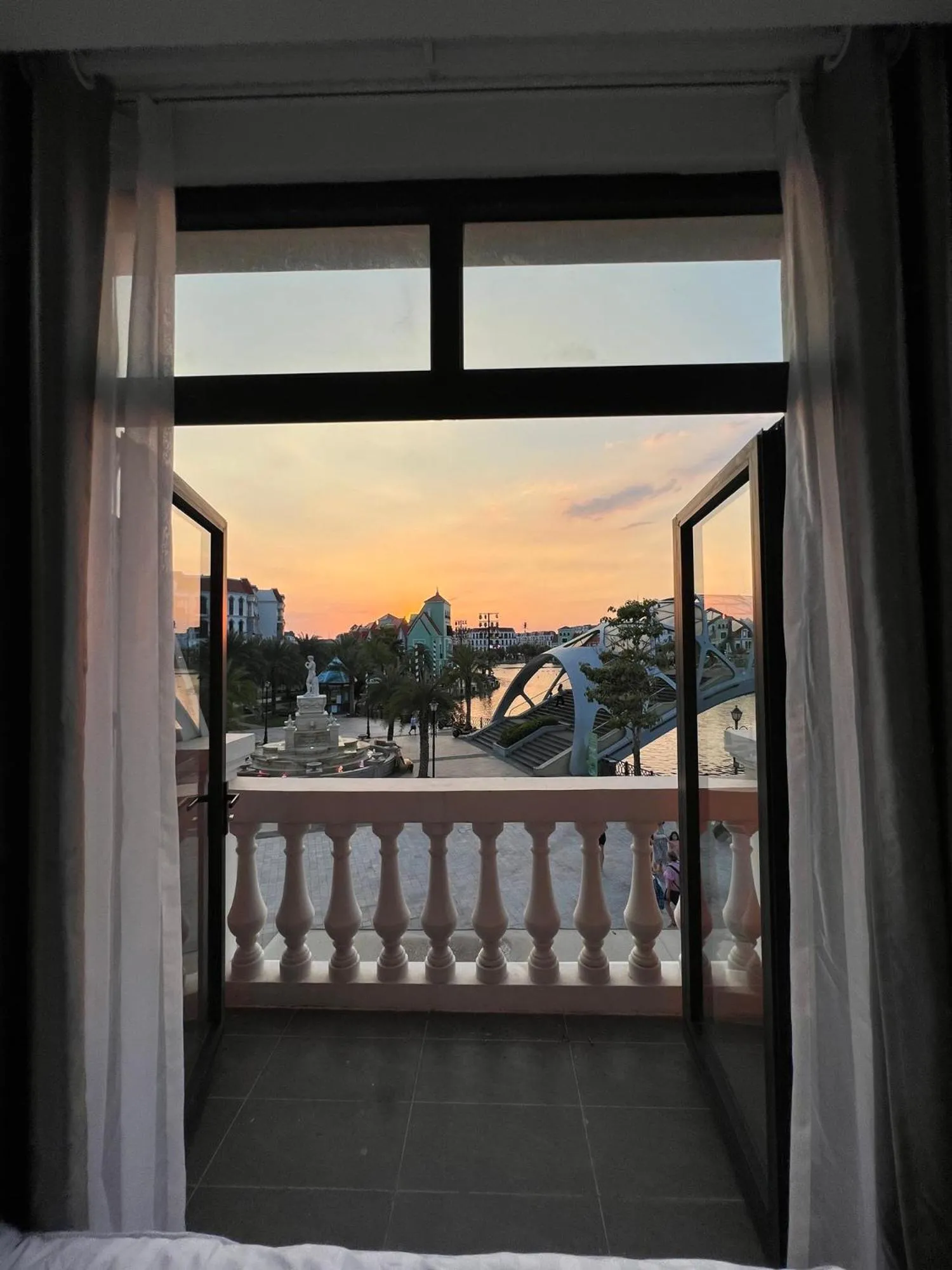 Bed in Legacy Hotel - Grand World Phú Quốc