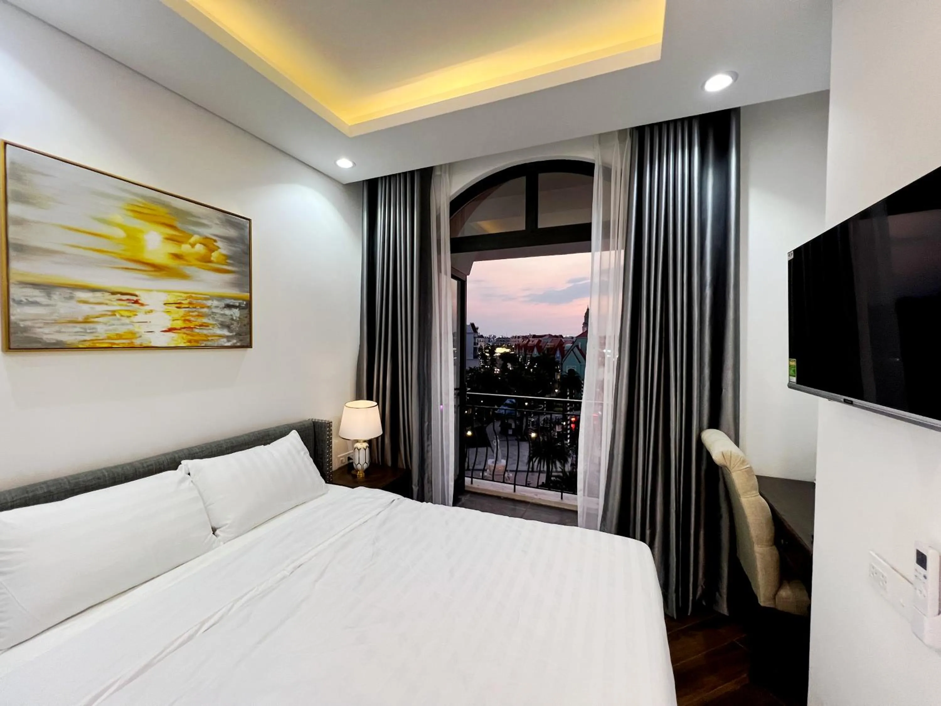 Bed in Legacy Hotel - Grand World Phú Quốc