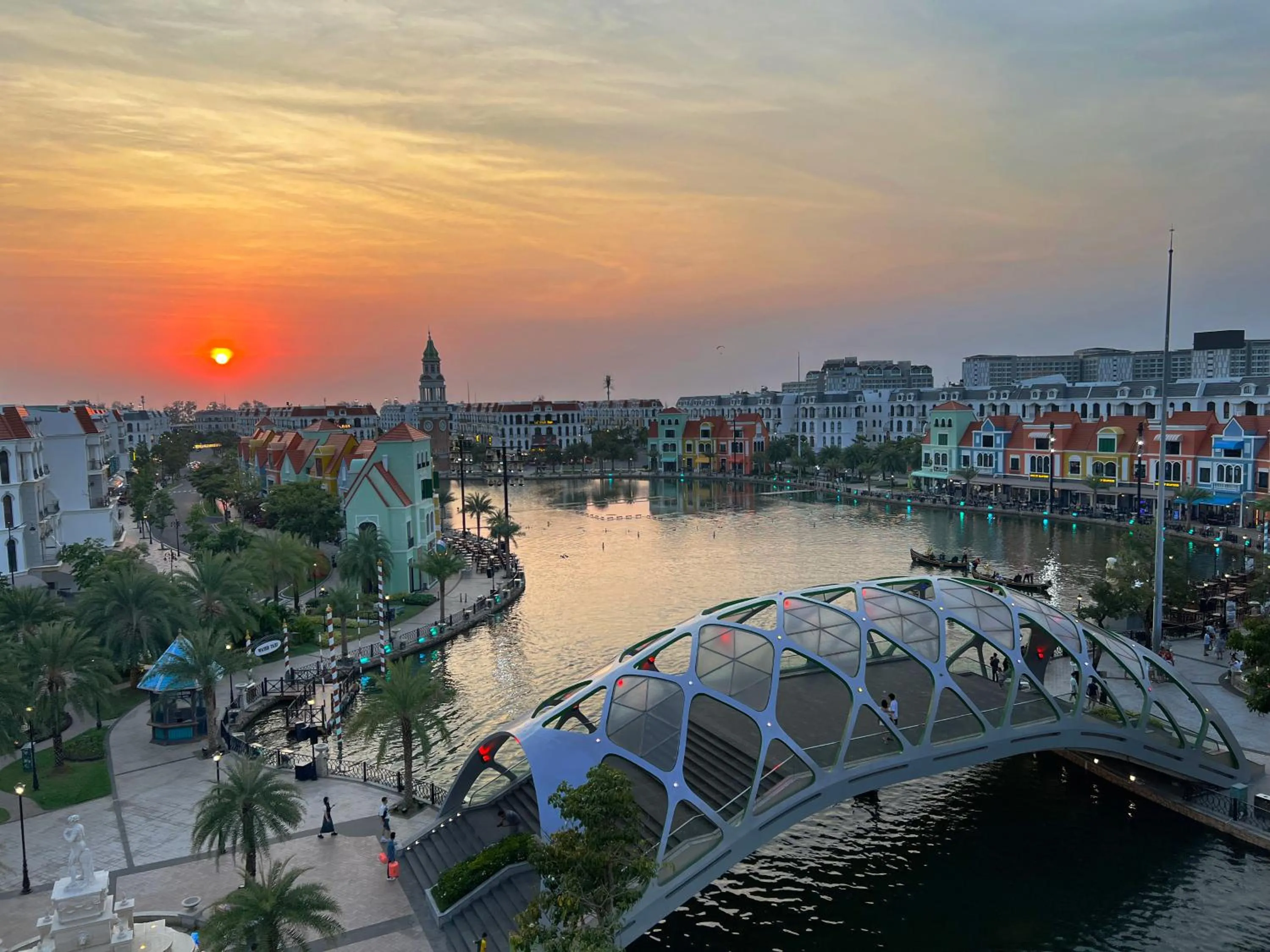 Legacy Hotel - Grand World Phú Quốc