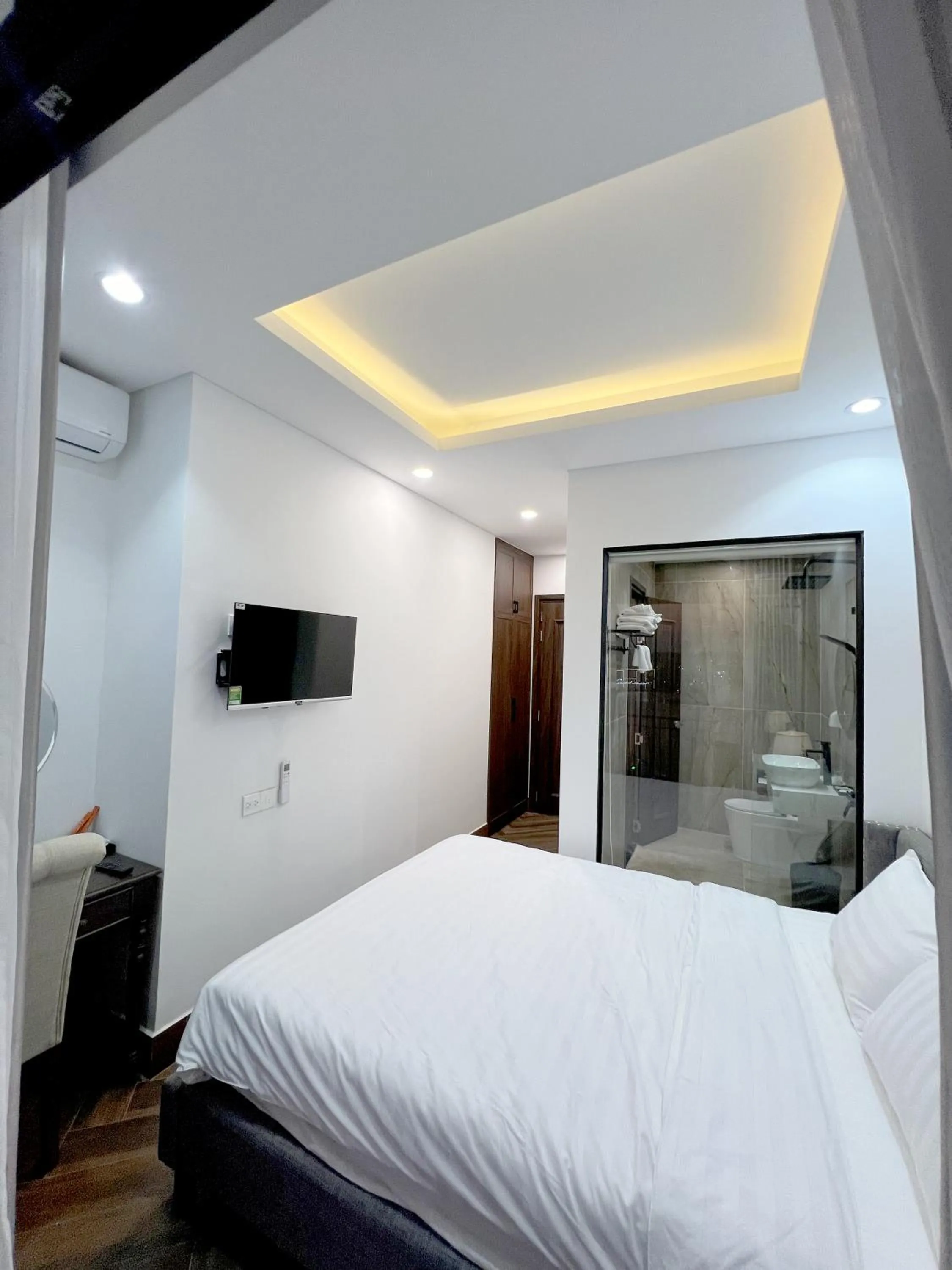 Bed in Legacy Hotel - Grand World Phú Quốc