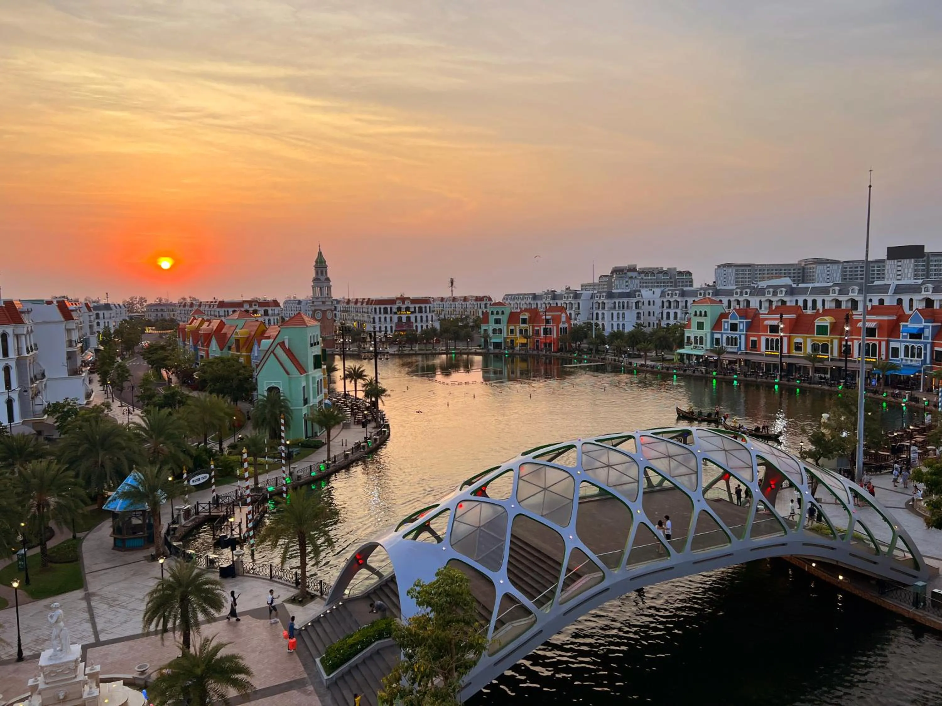 Legacy Hotel - Grand World Phú Quốc