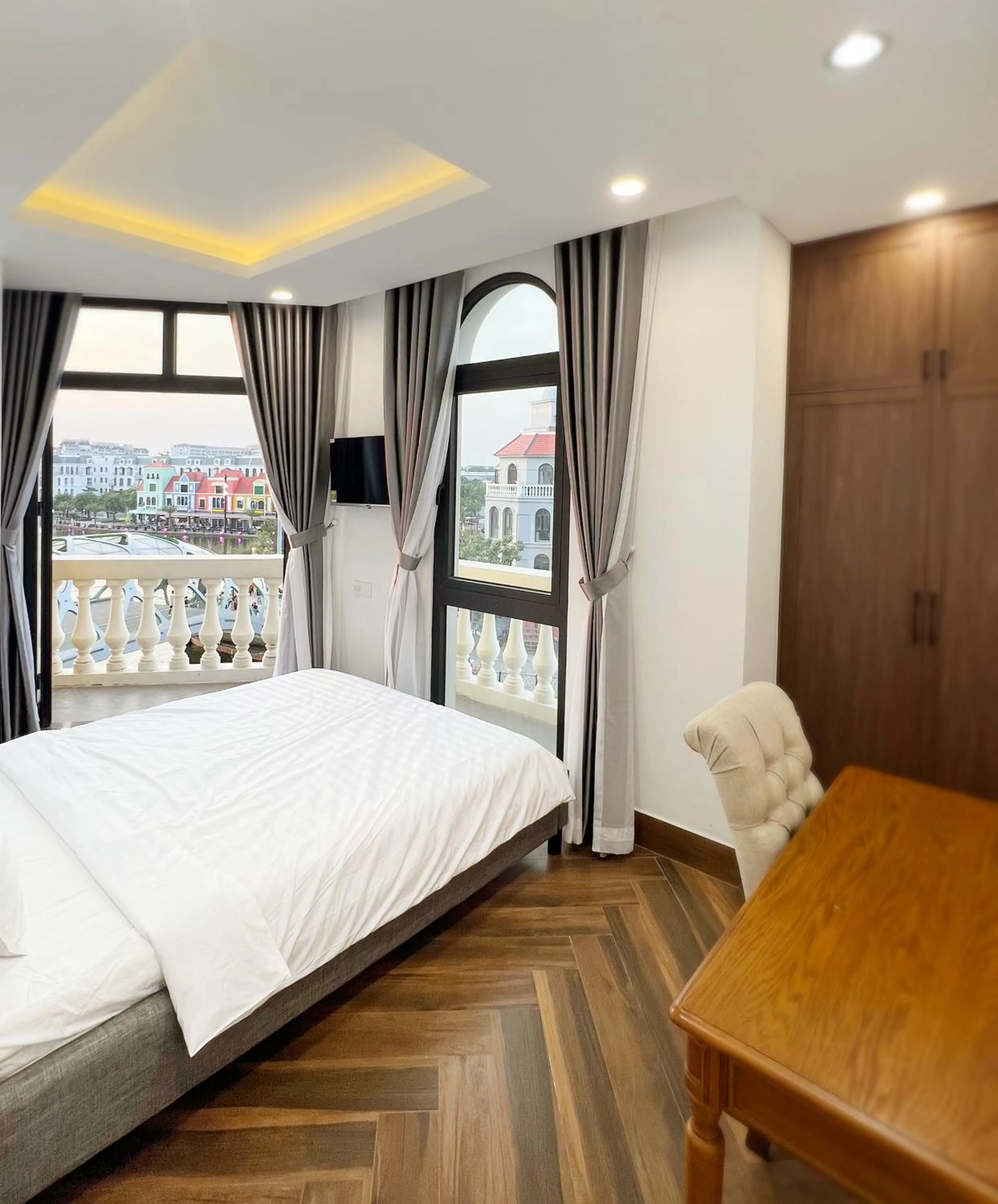 Bed in Legacy Hotel - Grand World Phú Quốc