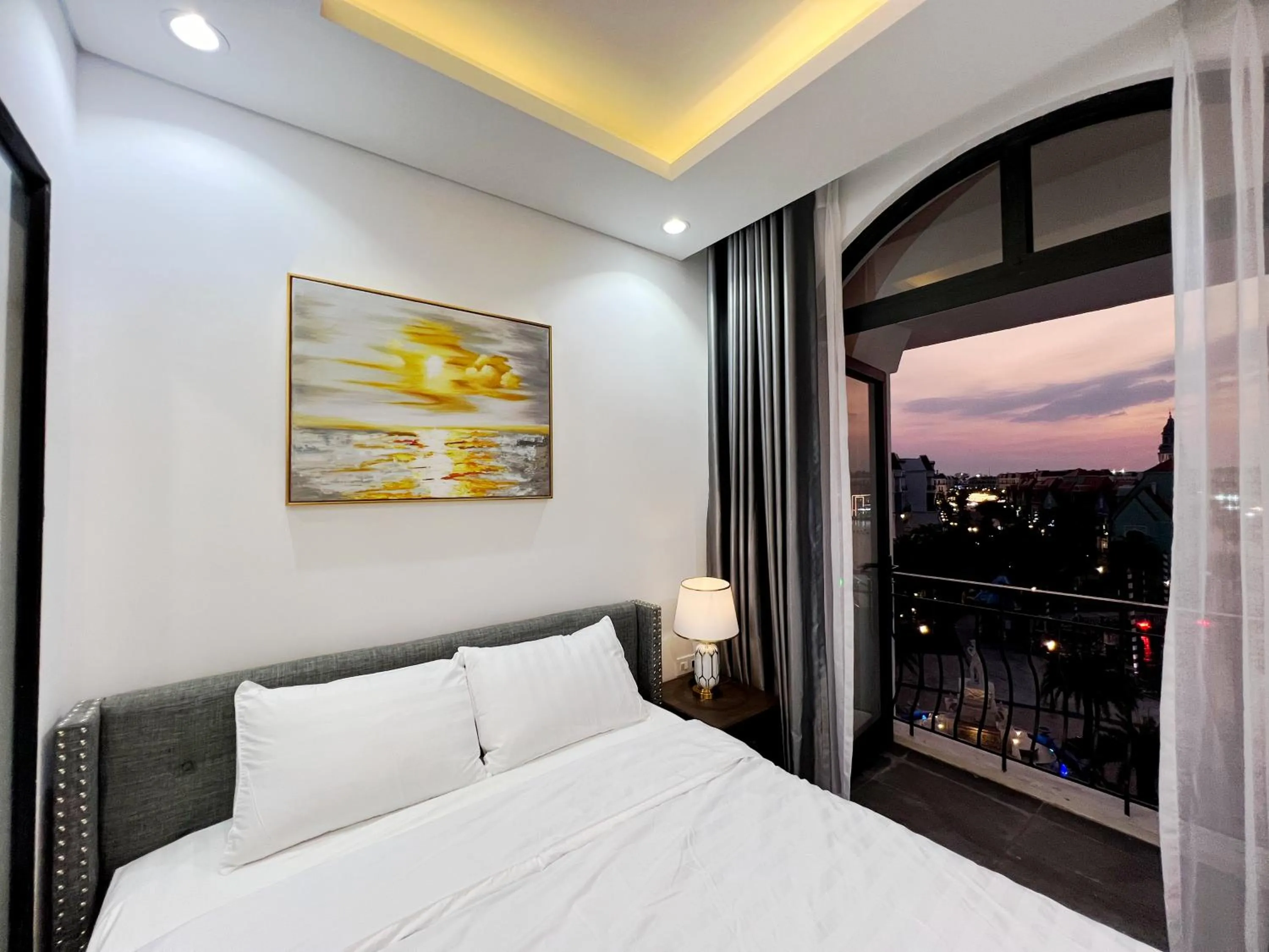 Bed in Legacy Hotel - Grand World Phú Quốc