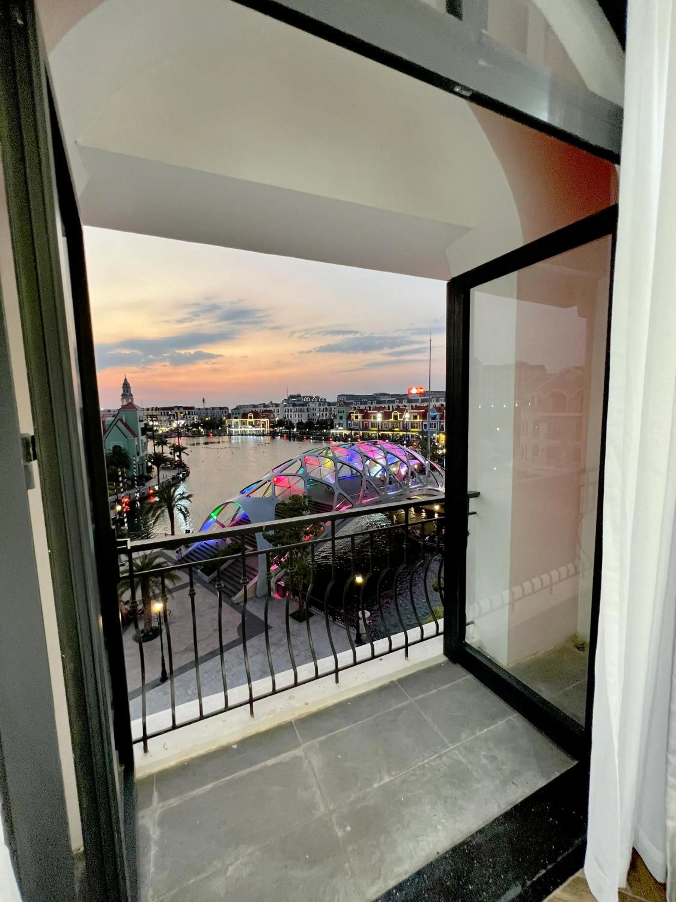 Legacy Hotel - Grand World Phú Quốc