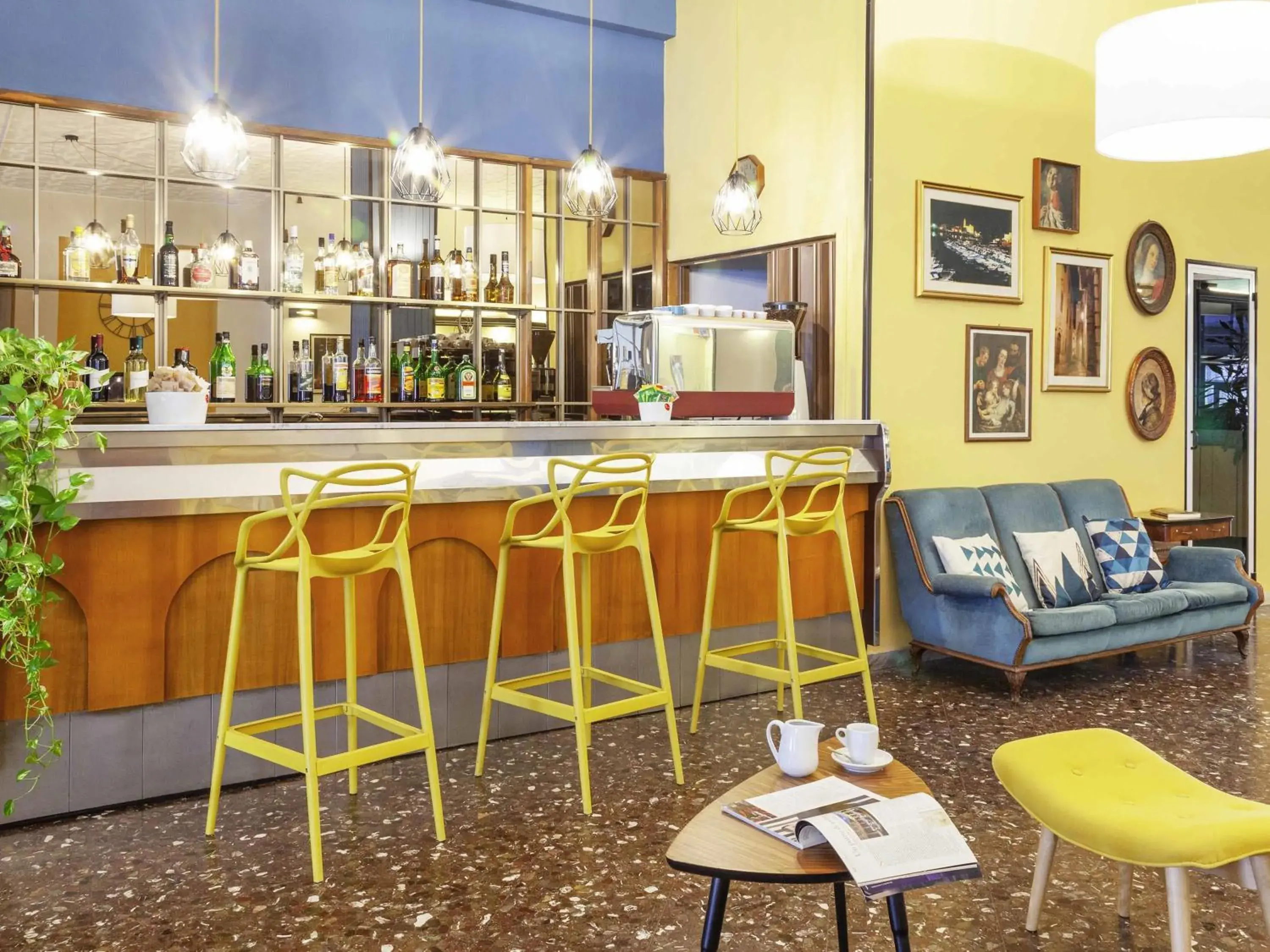 Property building in ibis styles Trani Property building in ibis styles Trani