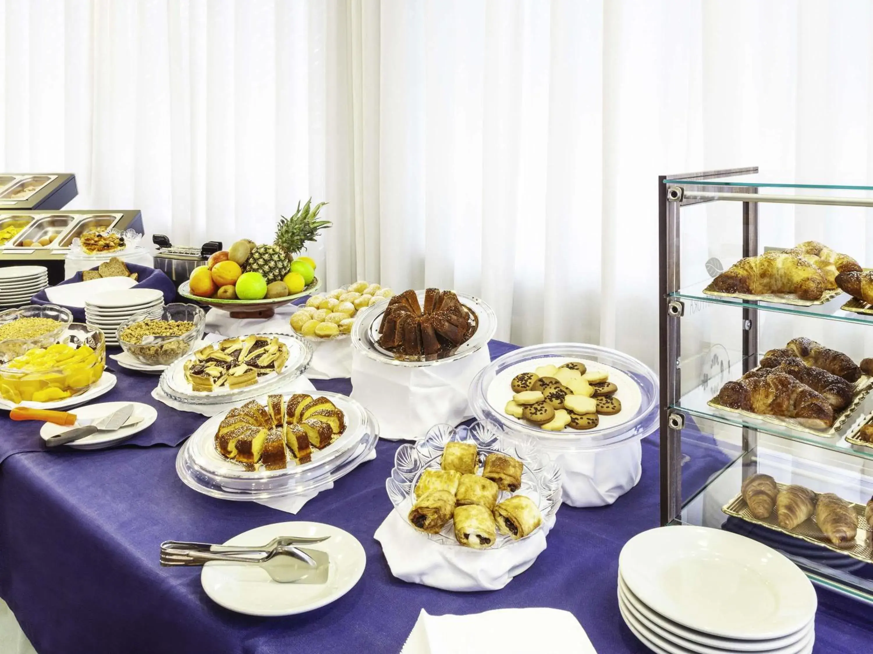 Restaurant/places to eat in ibis styles Trani Restaurant/places to eat in ibis styles Trani