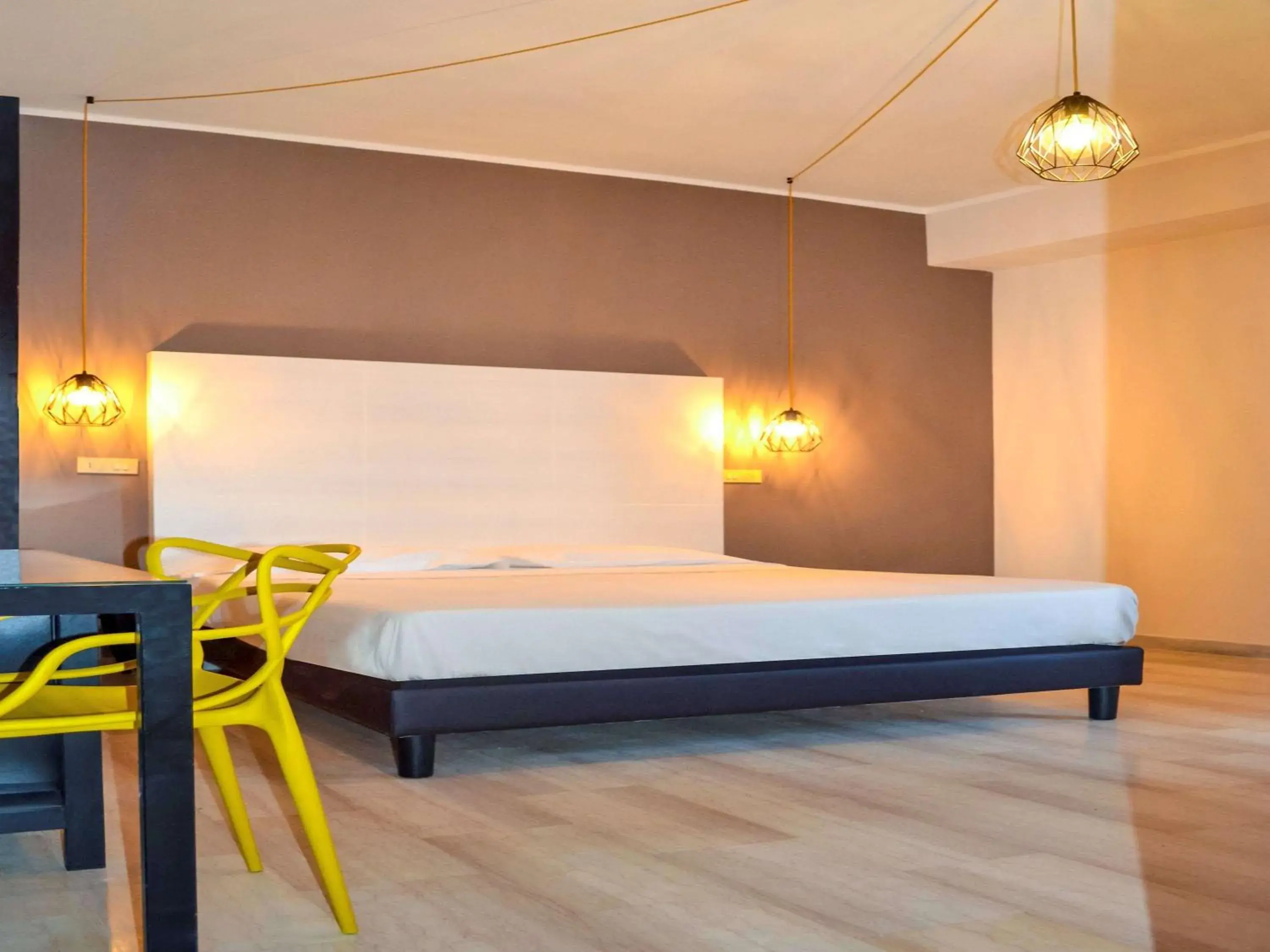 Photo of the whole room, Bed in ibis styles Trani Photo of the whole room, Bed in ibis styles Trani