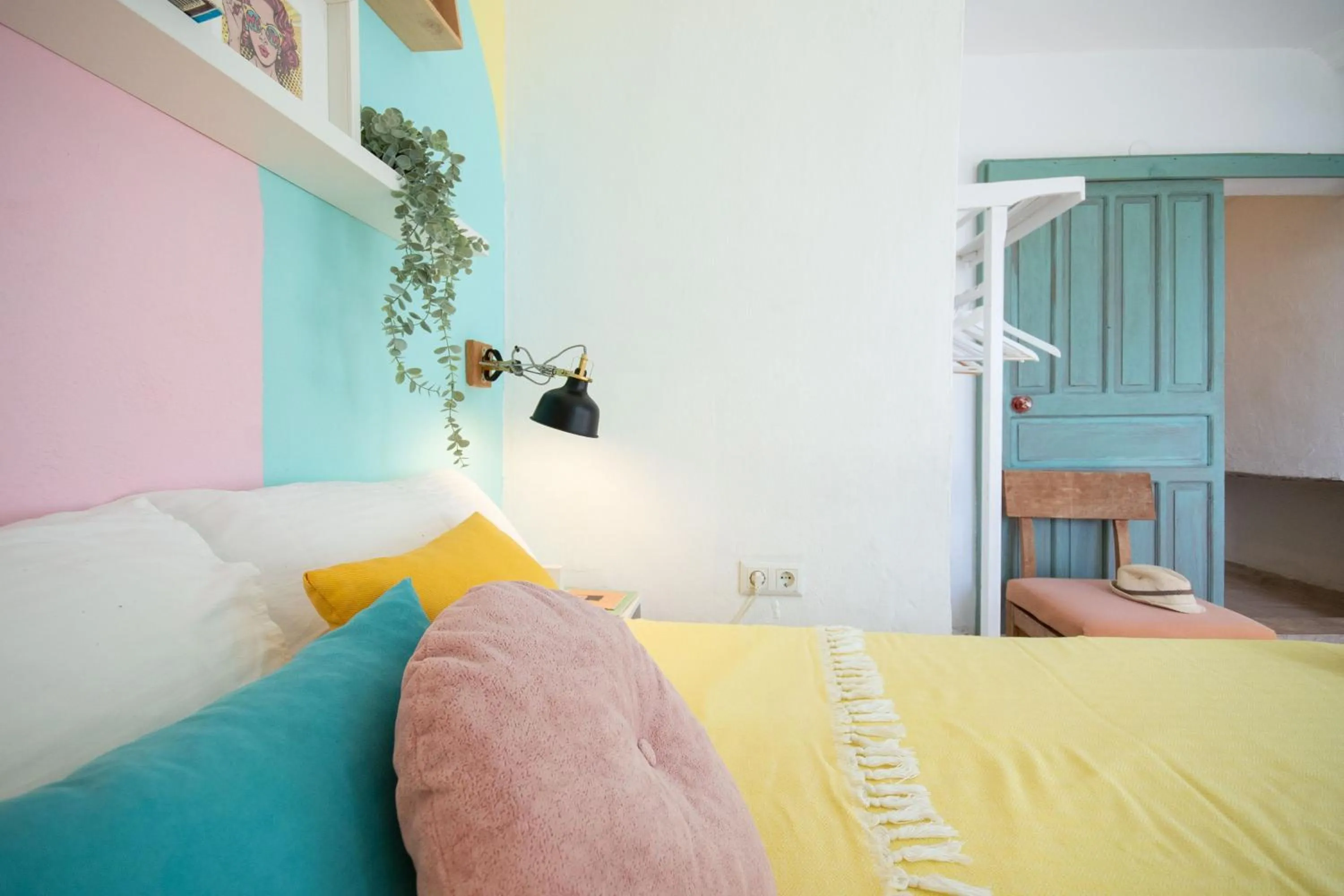 Bed in Kuytu Bed & Breakfast