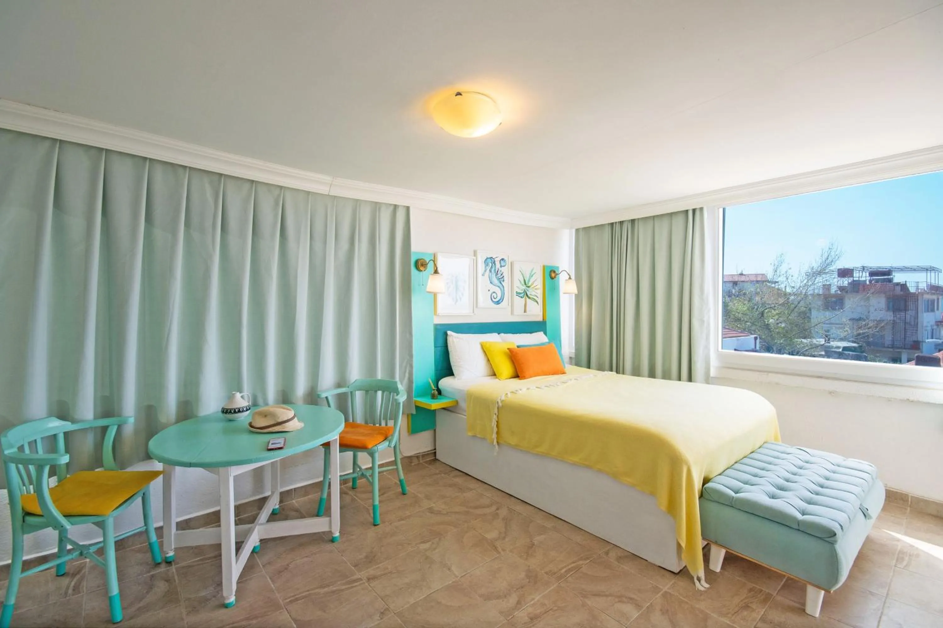 Bed in Kuytu Bed & Breakfast