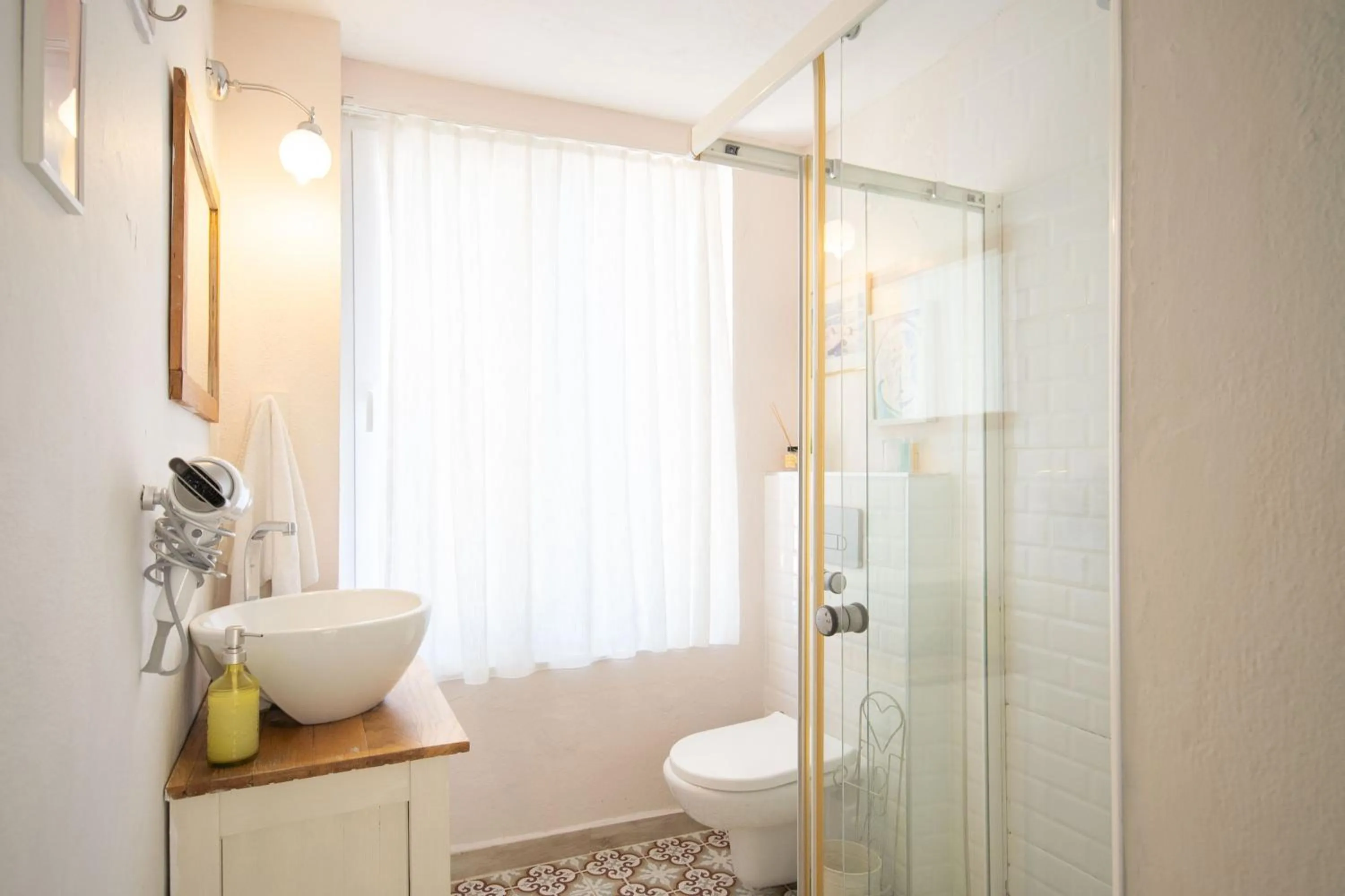 Kuytu Bed & Breakfast