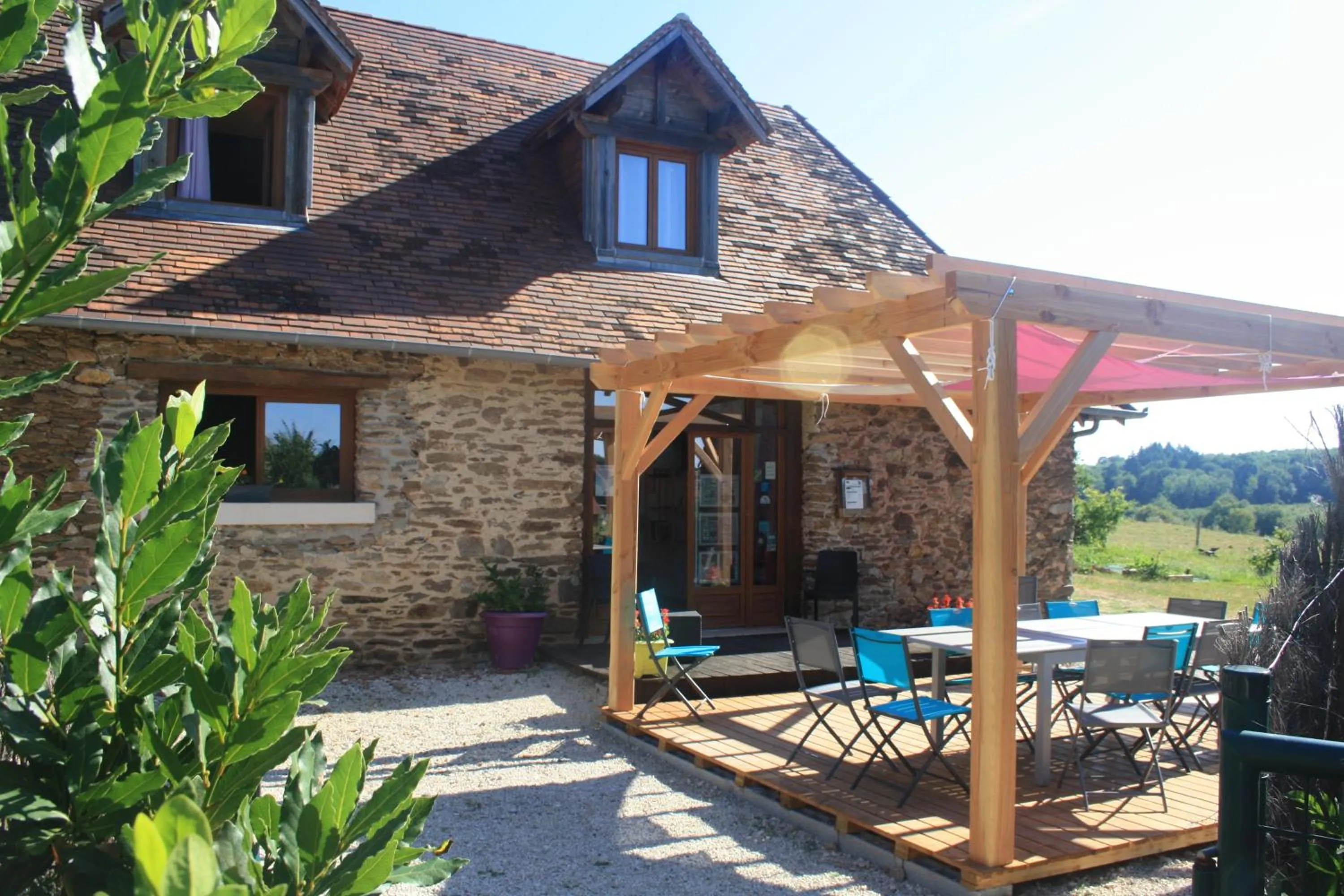 Facade/entrance in B&B Le Relais de Chantecor
