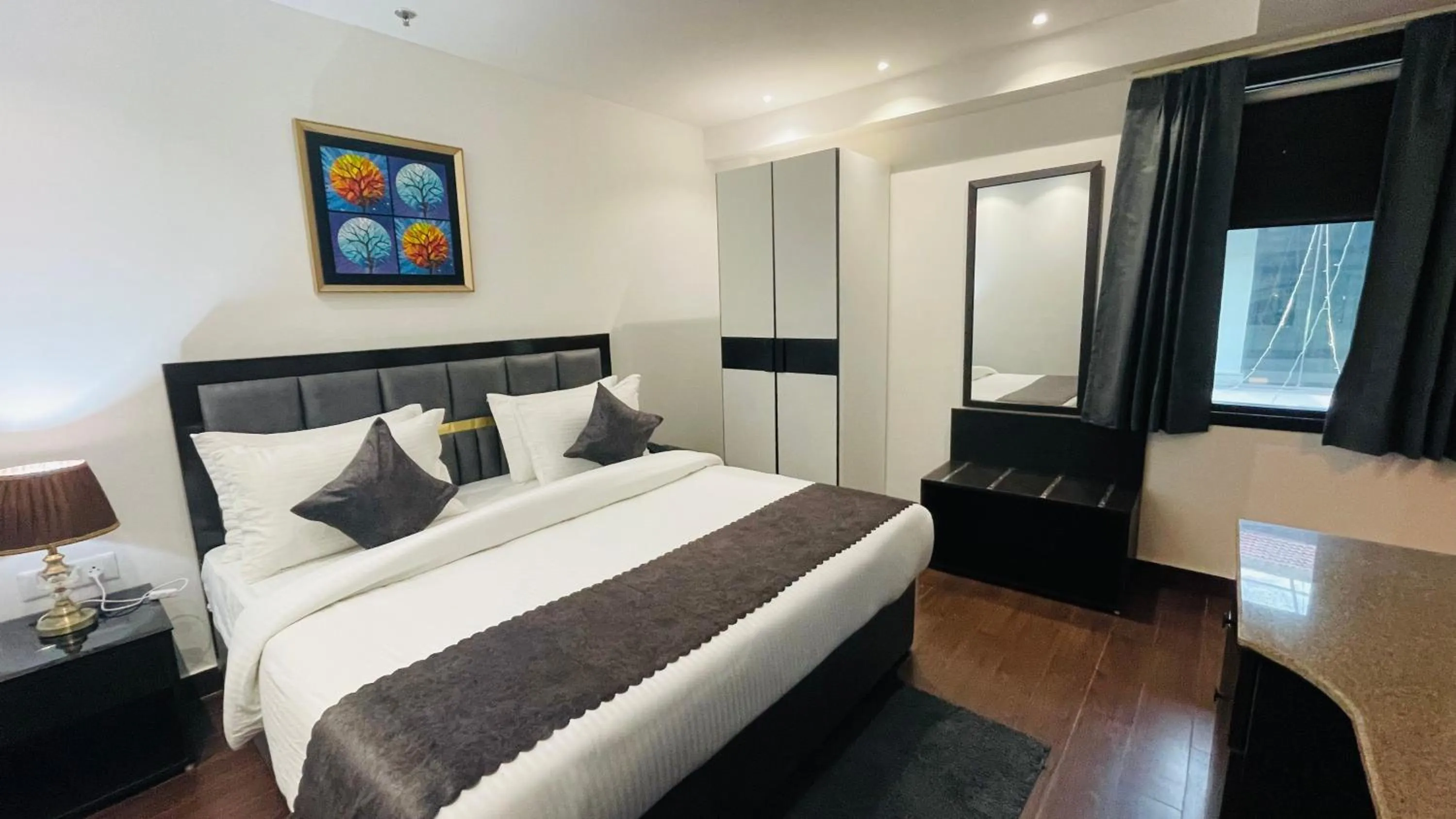 Bed in Saltstayz Select - Malcha & Chankyapuri