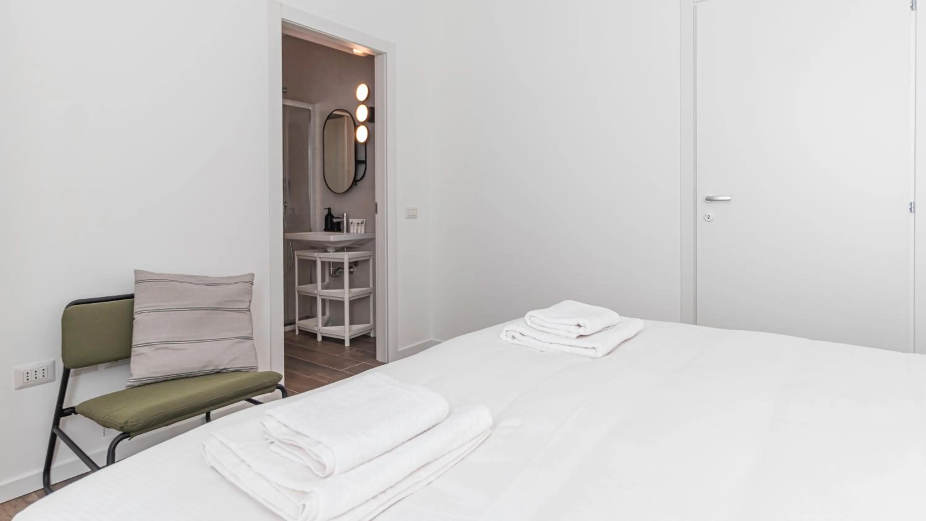 Other, Bed in Italianway Comfort - Buenos Aires 65 E