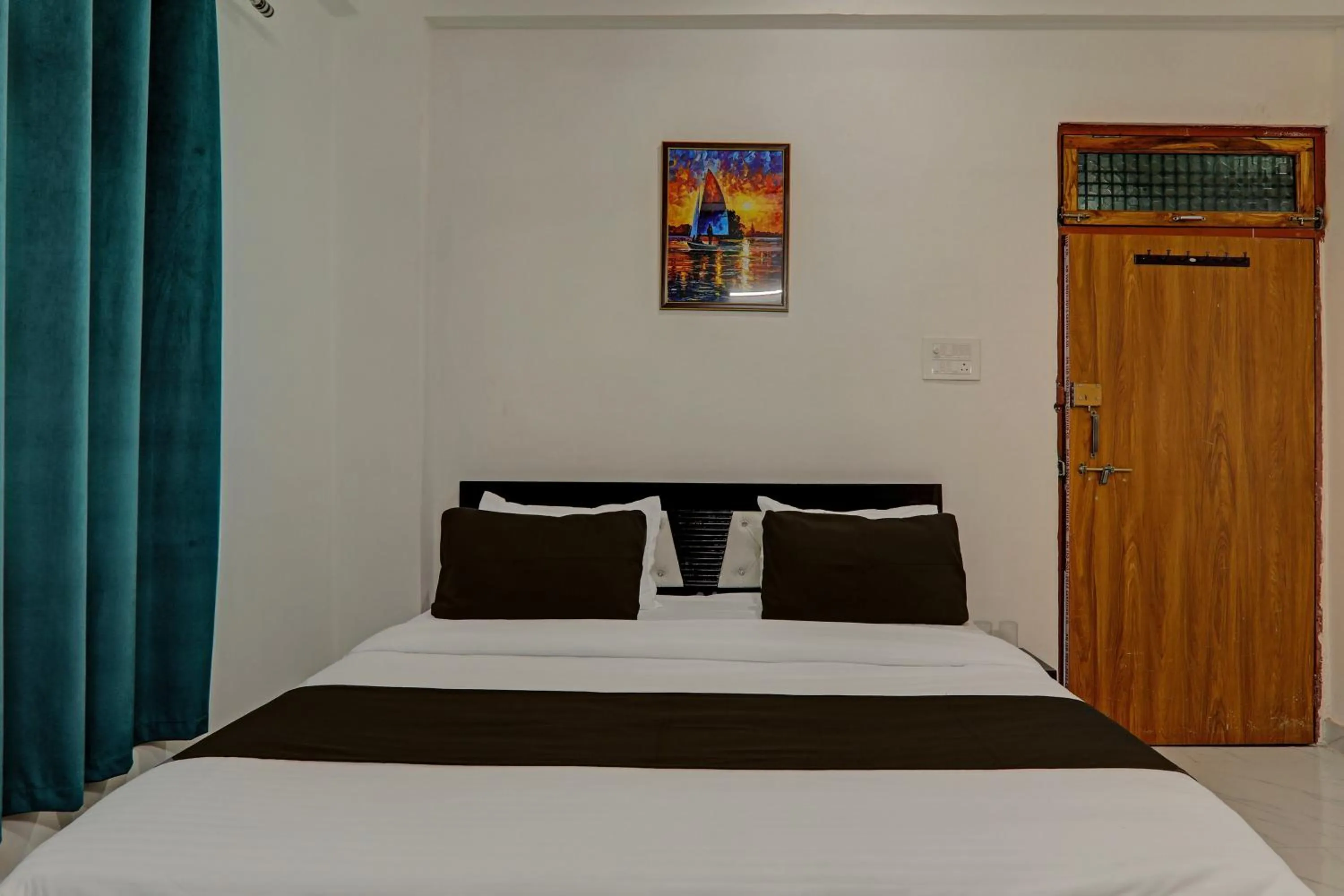 Bedroom, Bed in Hotel O Aanandwan Palace