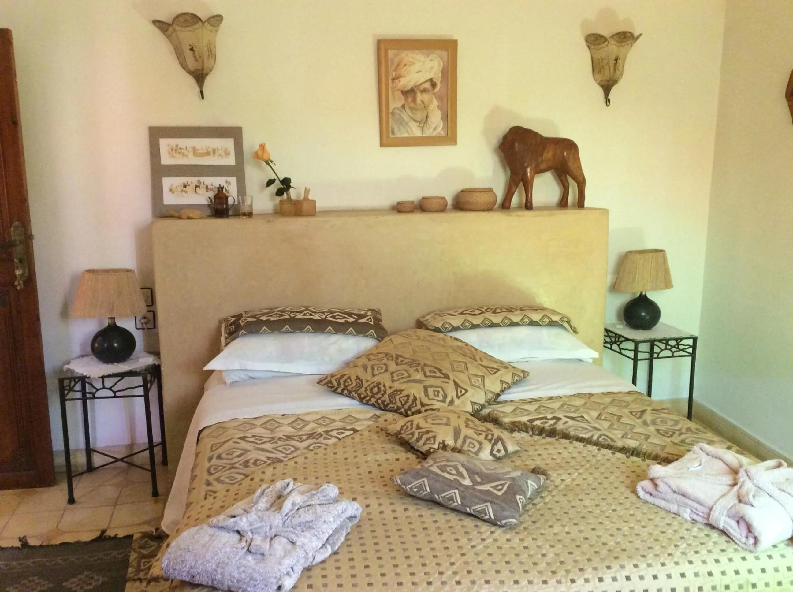 Bed in Riad Aquarelle By GE