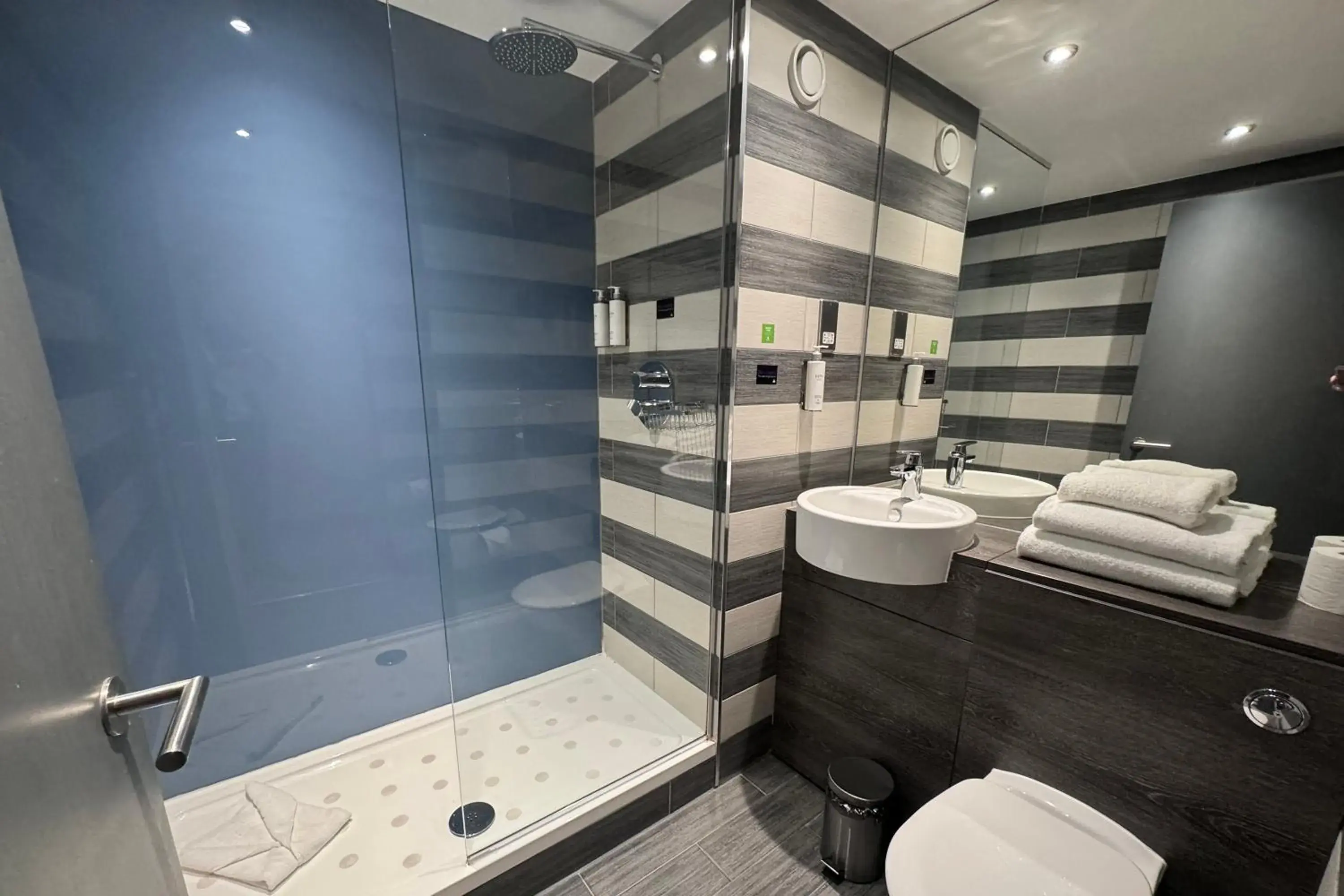 Bathroom in Village Hotel Aberdeen Bathroom in Village Hotel Aberdeen