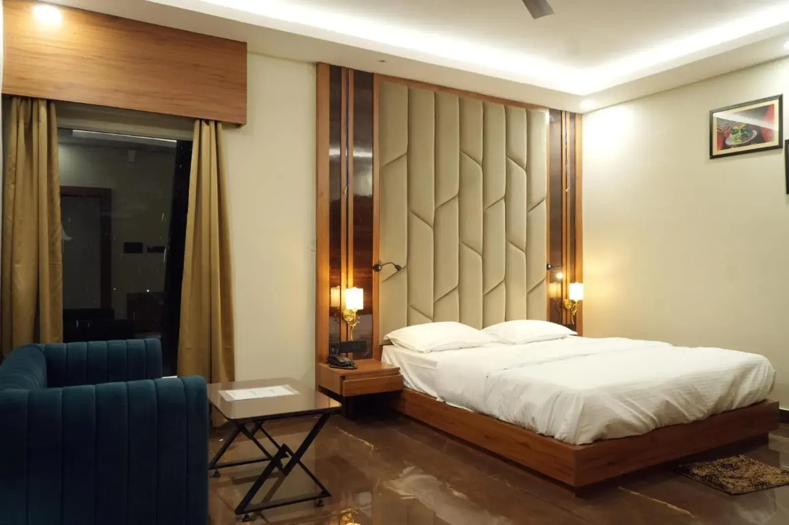 Bed in BANMALI REGENCY Bed in BANMALI REGENCY