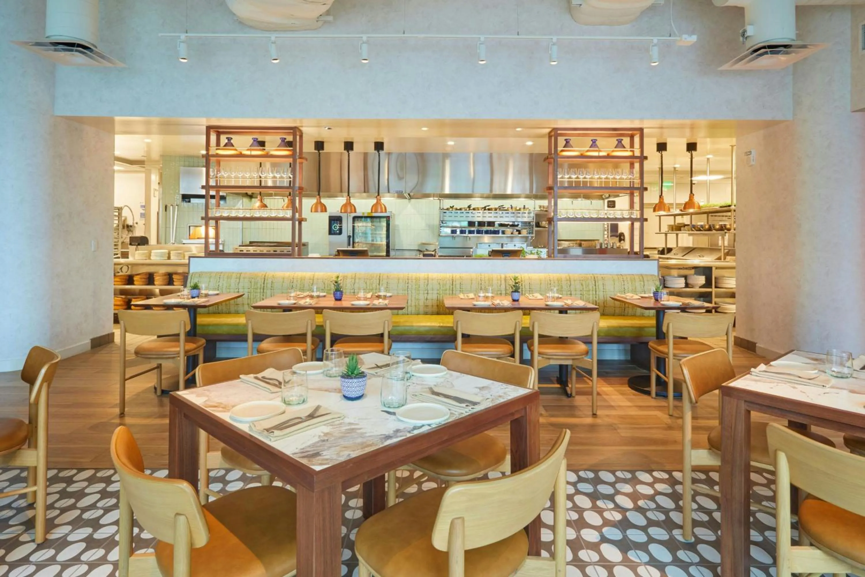 Restaurant/places to eat in Renaissance Residences Oahu Honolulu