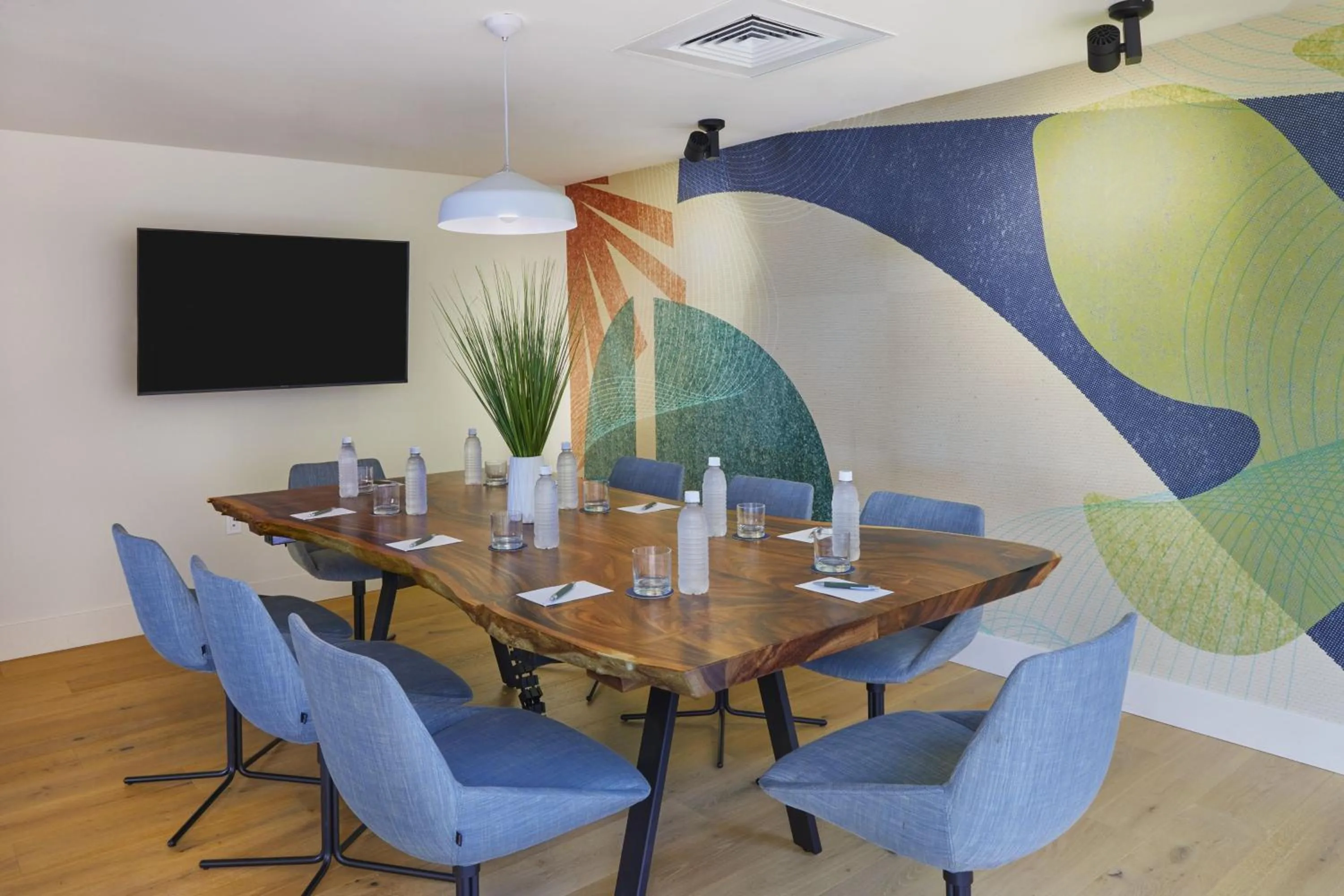 Meeting/conference room in Renaissance Residences Oahu Honolulu