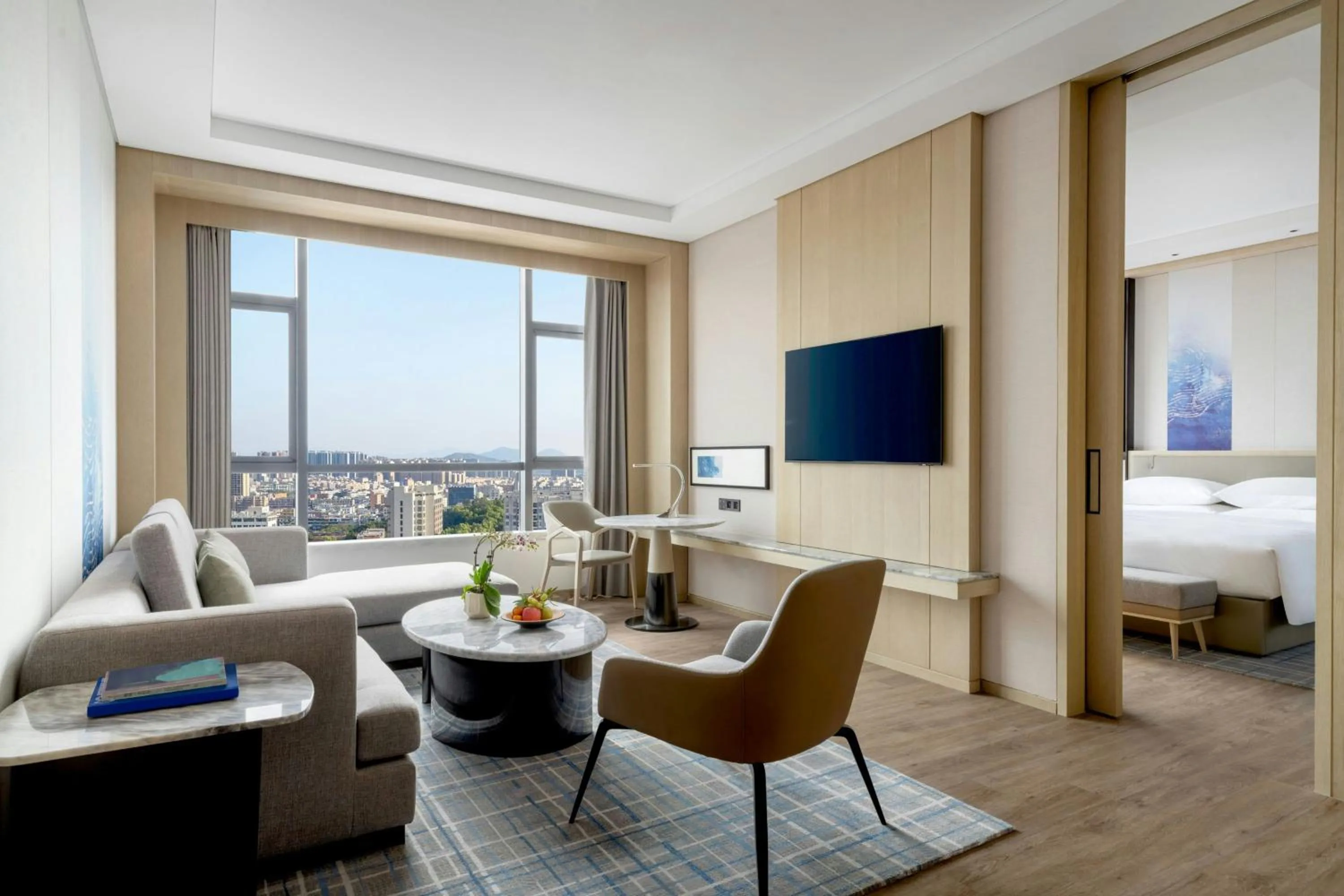 Photo of the whole room, Bed in Courtyard by Marriott Shanwei Haifeng