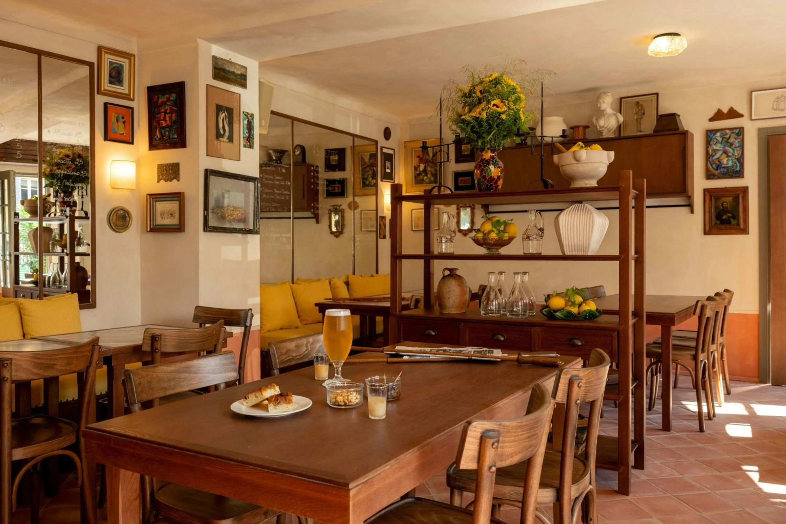 Restaurant/places to eat in Hôtel du Couvent, a Luxury Collection Hotel, Nice