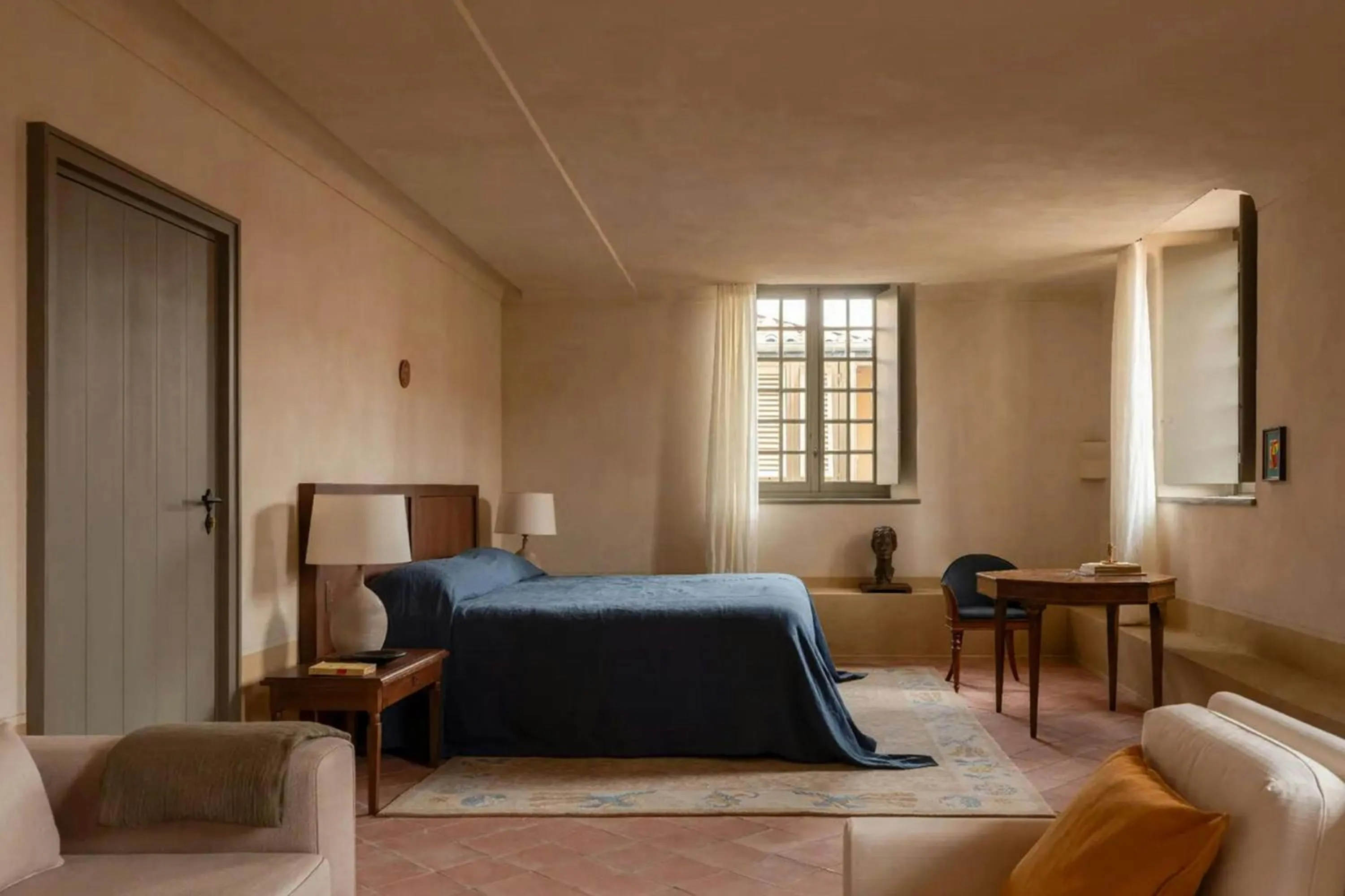 Photo of the whole room, Bed in Hôtel du Couvent, a Luxury Collection Hotel, Nice