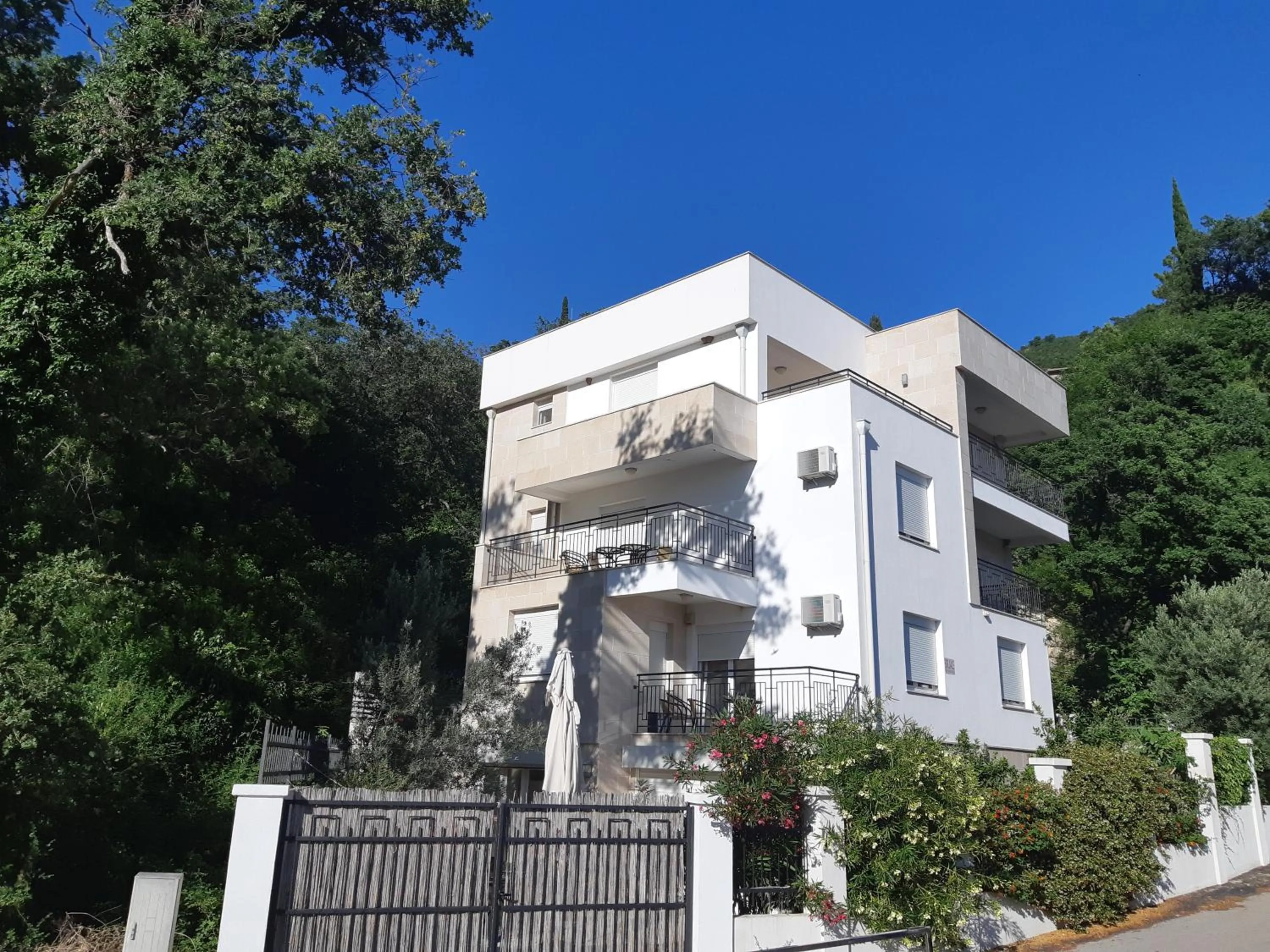 Apartments Villa Simonovic