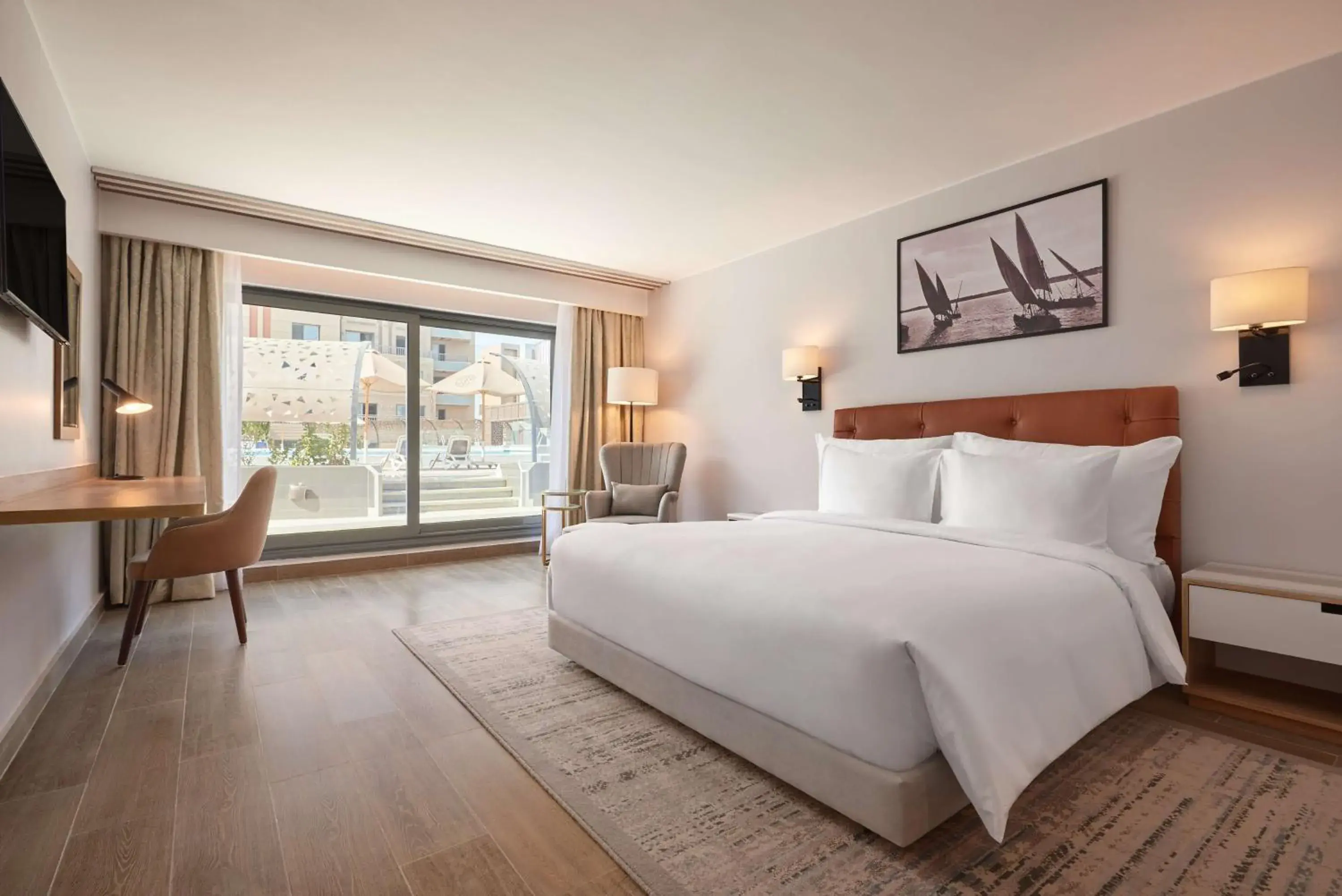 Bedroom, Bed in Radisson Residences Cairo Heliopolis Bedroom, Bed in Radisson Residences Cairo Heliopolis