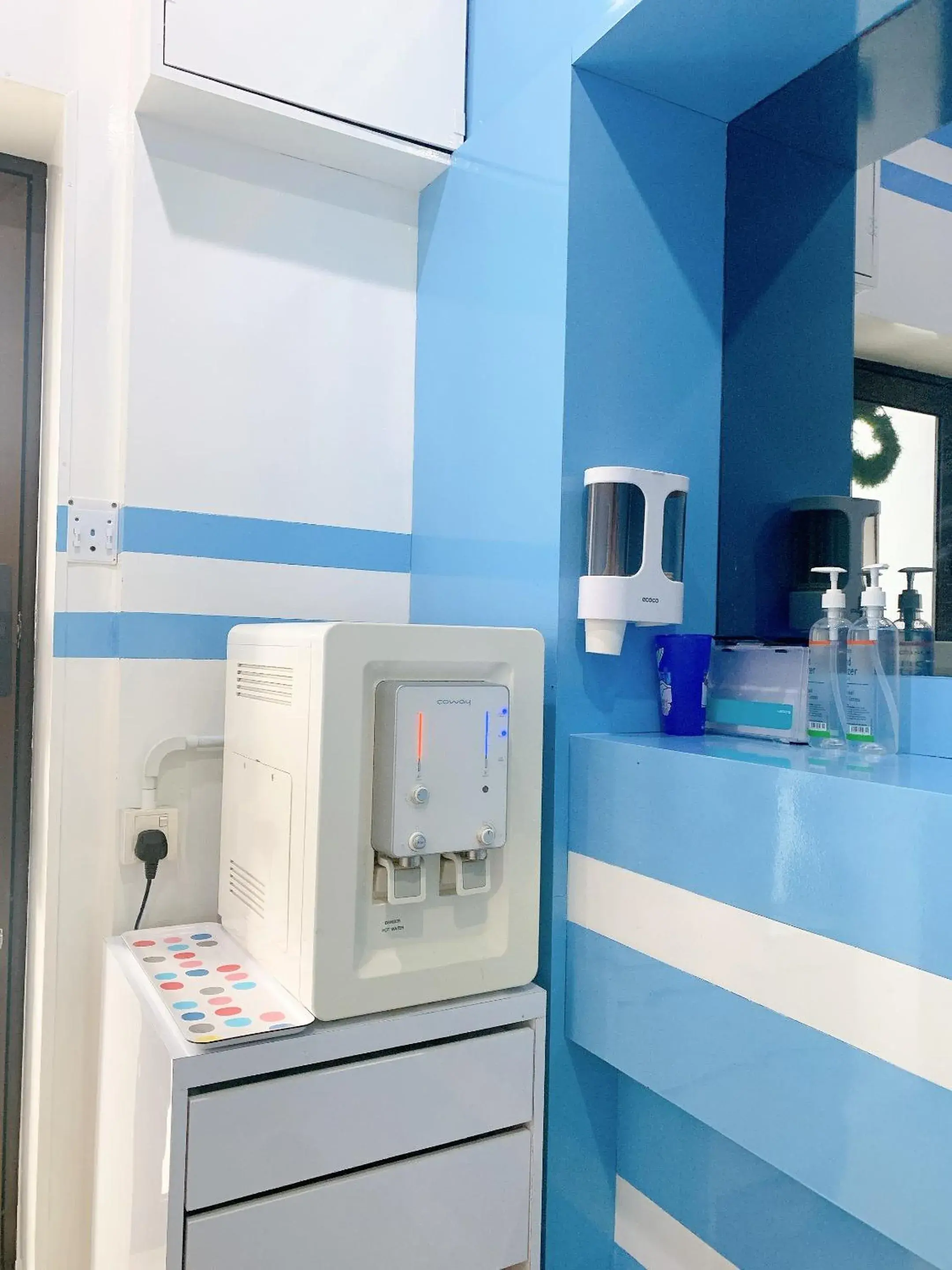 Kitchen or kitchenette in One Stop Hotel Ipoh Kitchen or kitchenette in One Stop Hotel Ipoh