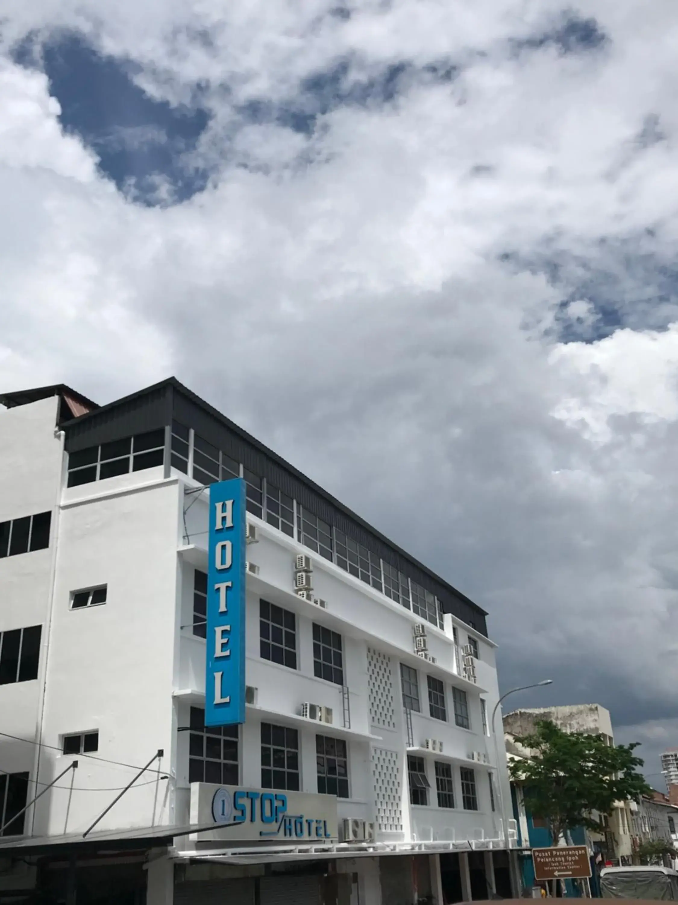 Property building in One Stop Hotel Ipoh Property building in One Stop Hotel Ipoh