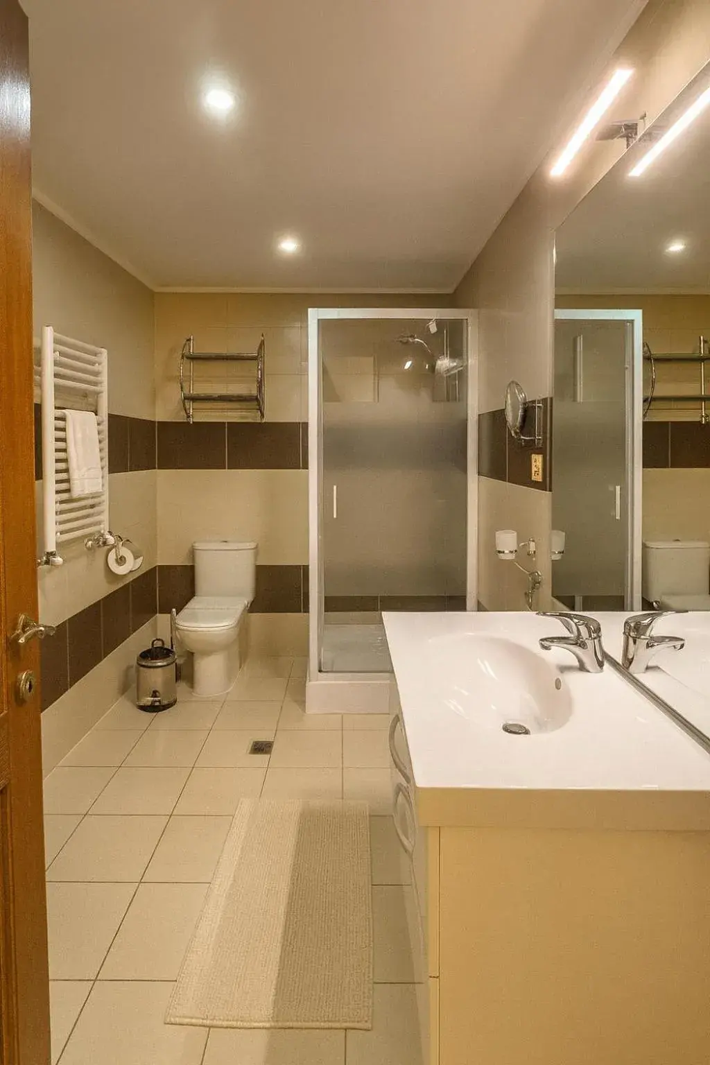 Double or Twin Room in Pensiune Heavens Double or Twin Room in Pensiune Heavens