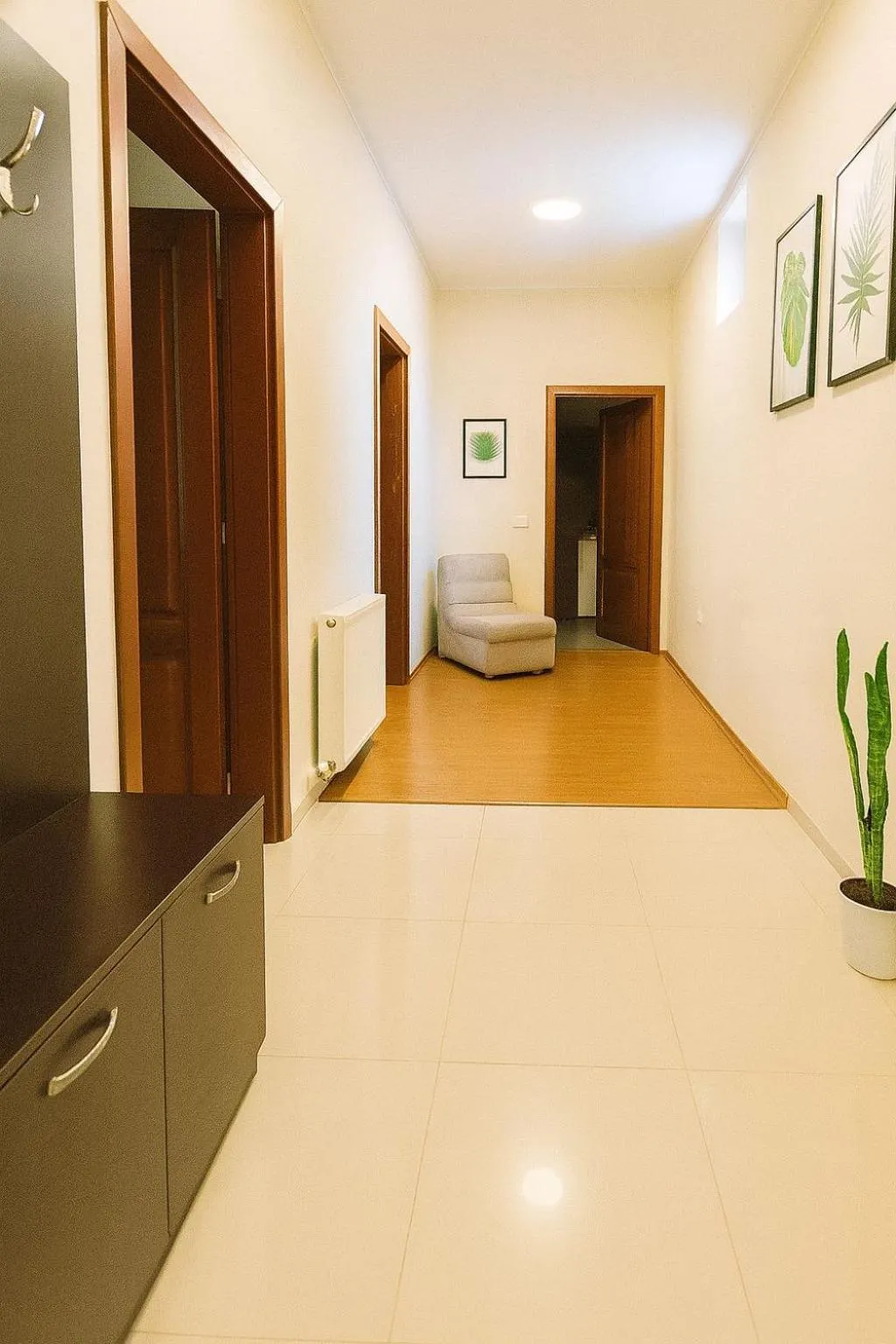 Apartment with Balcony in Pensiune Heavens