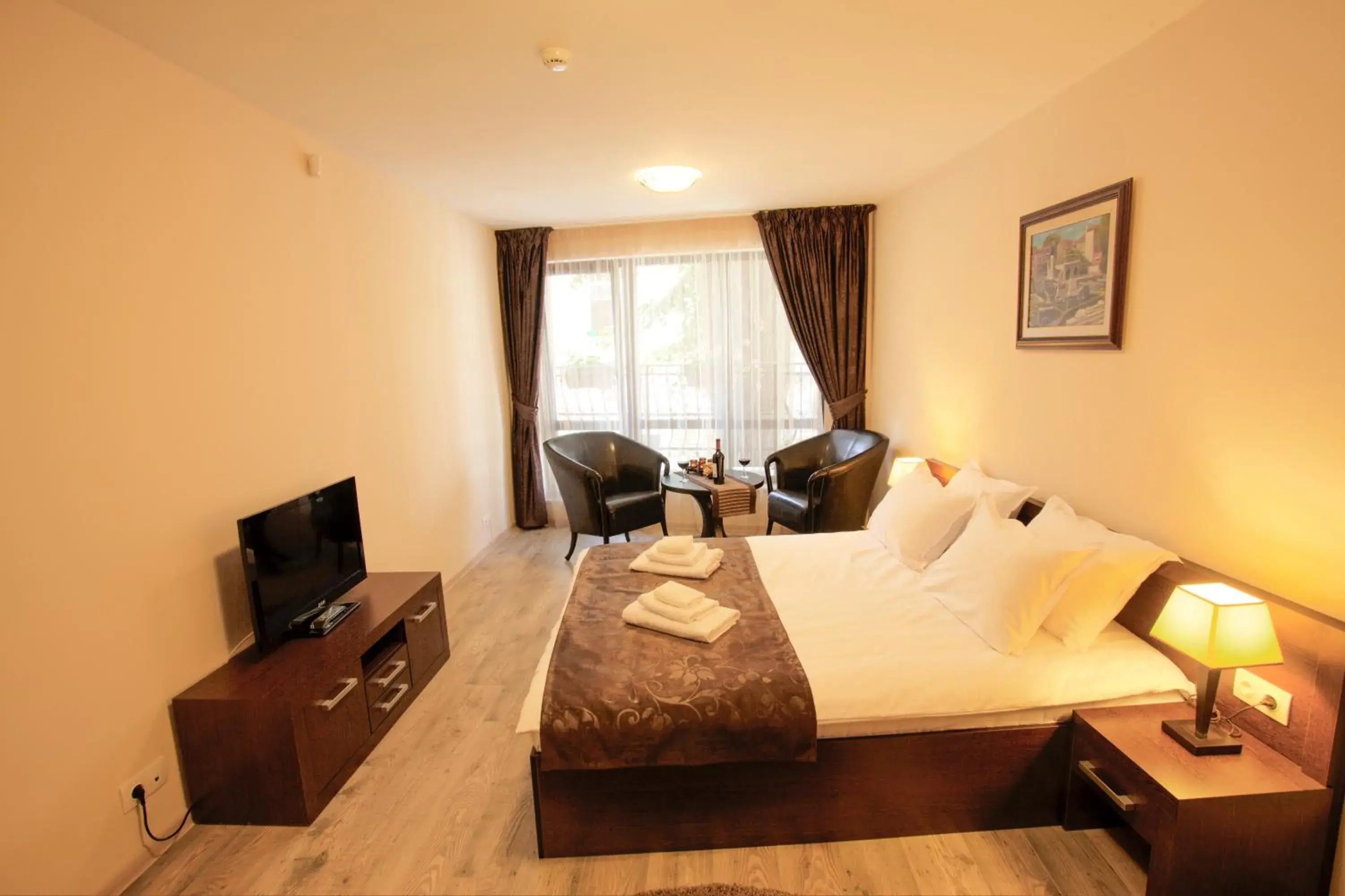 Deluxe Double Room with Balcony in Old Plovdiv House in Kapana Area Deluxe Double Room with Balcony in Old Plovdiv House in Kapana Area