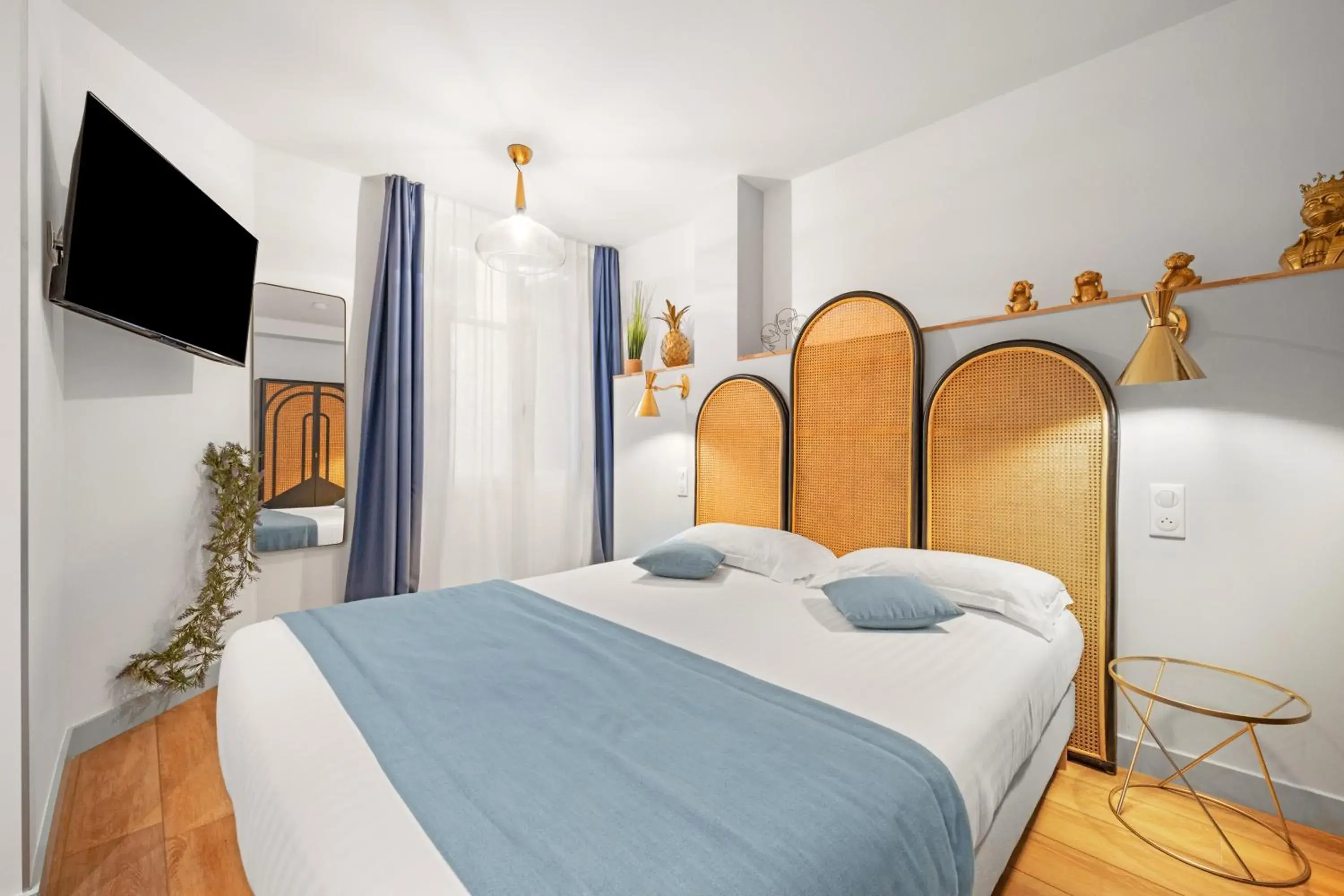 Bed in App-Art Bed in App-Art