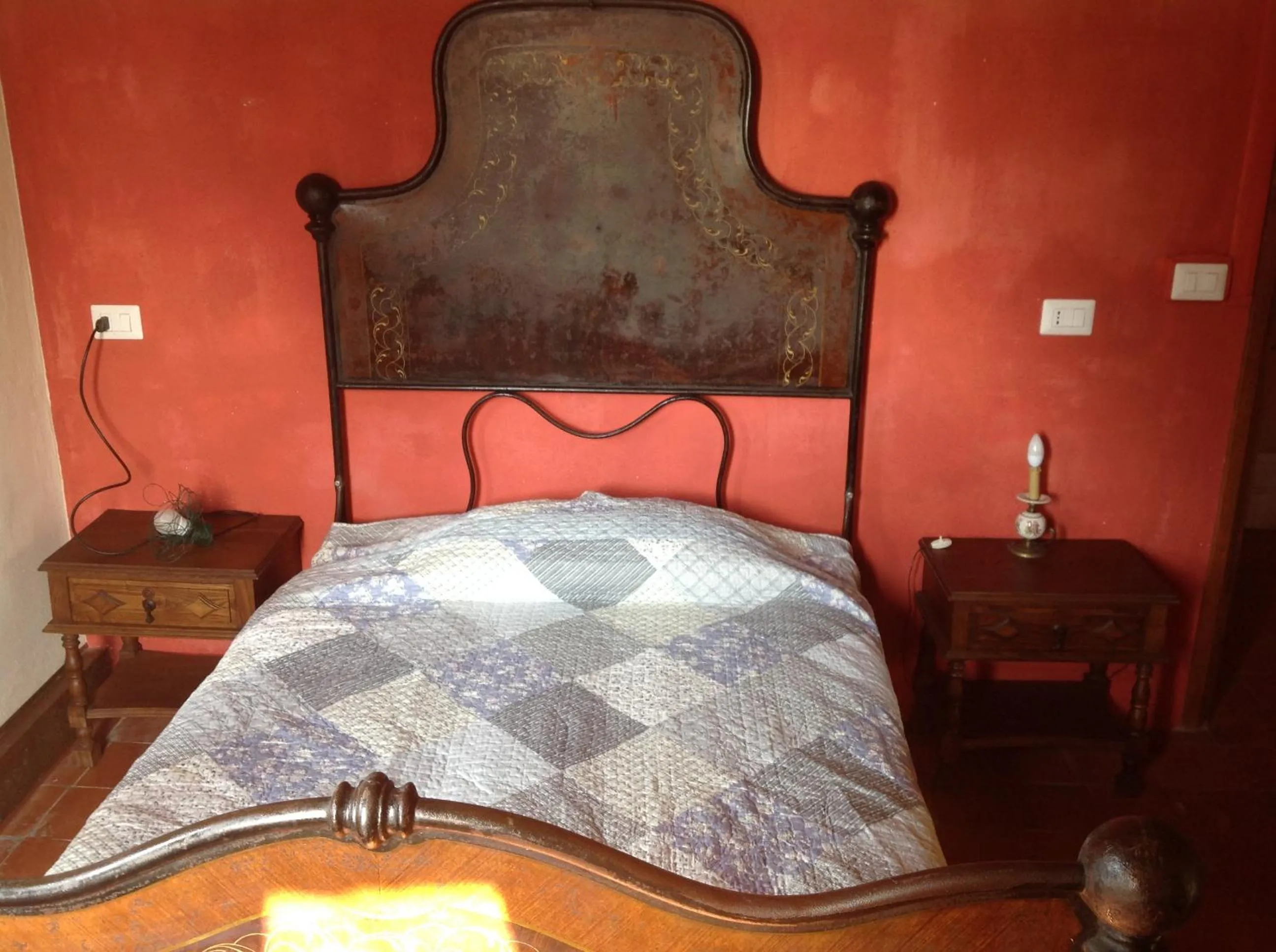 Large Single Room in Room and Breakfast Torre