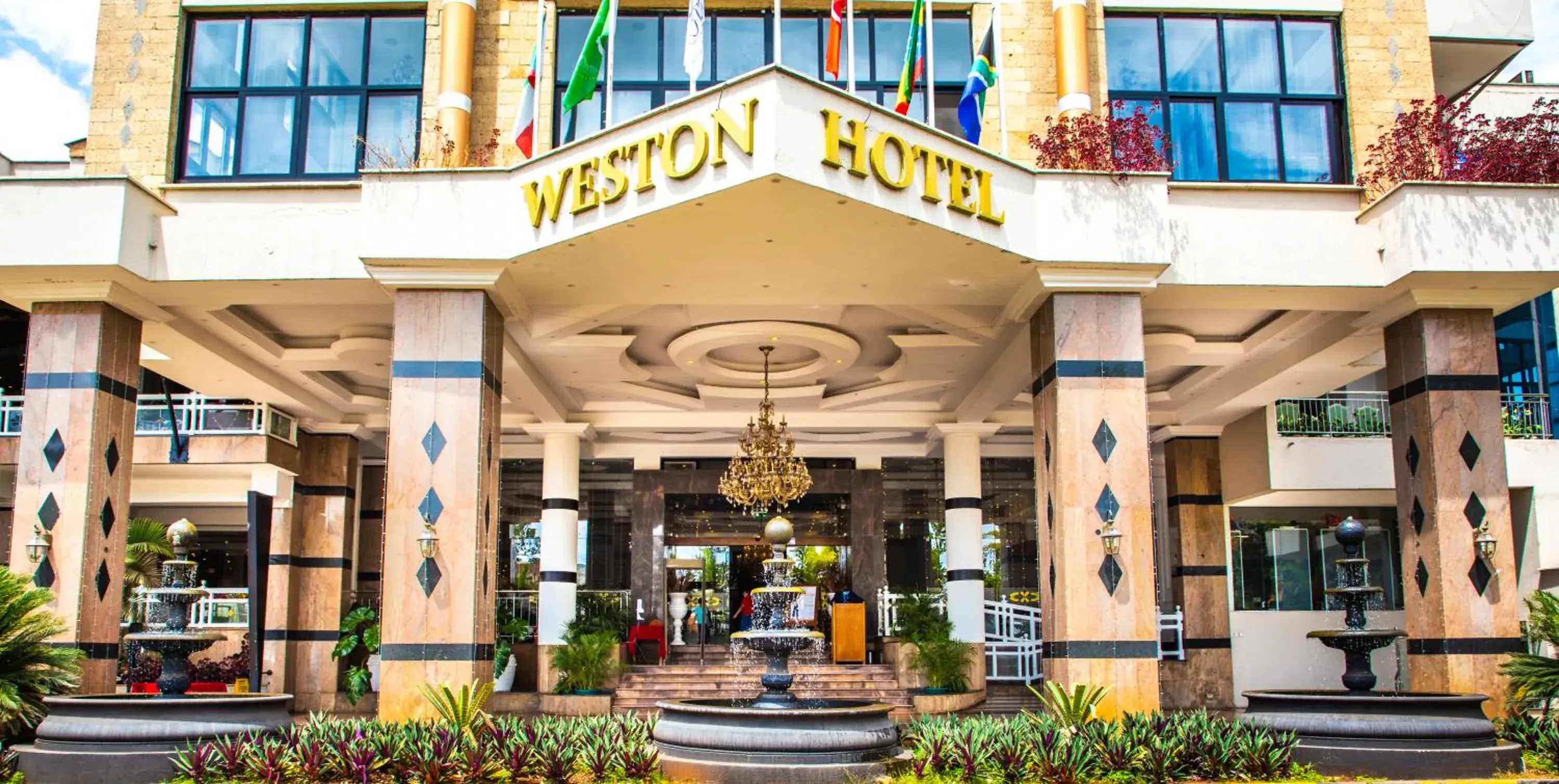Facade/entrance in Weston Hotel Facade/entrance in Weston Hotel