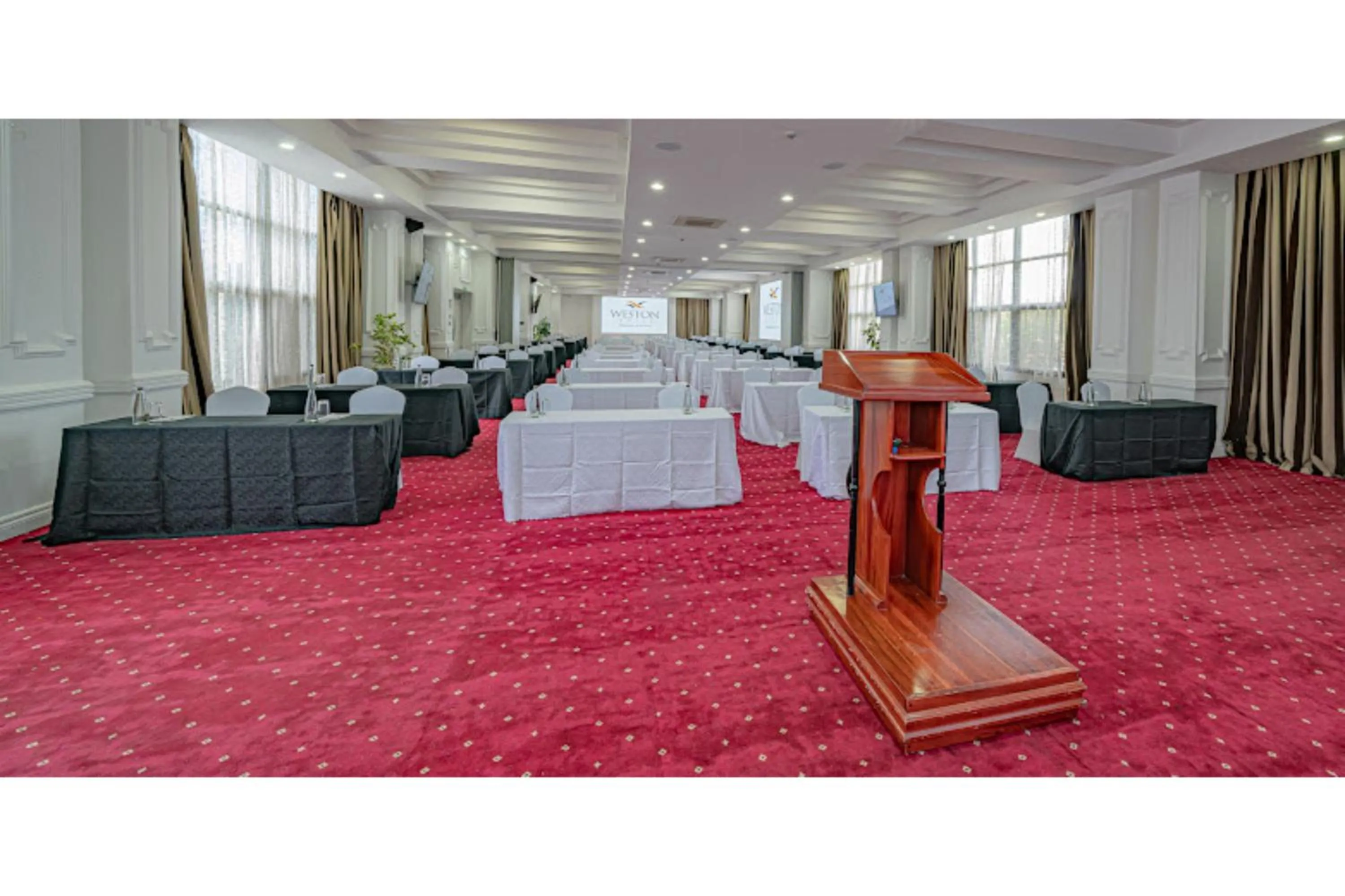 Seating area in Weston Hotel