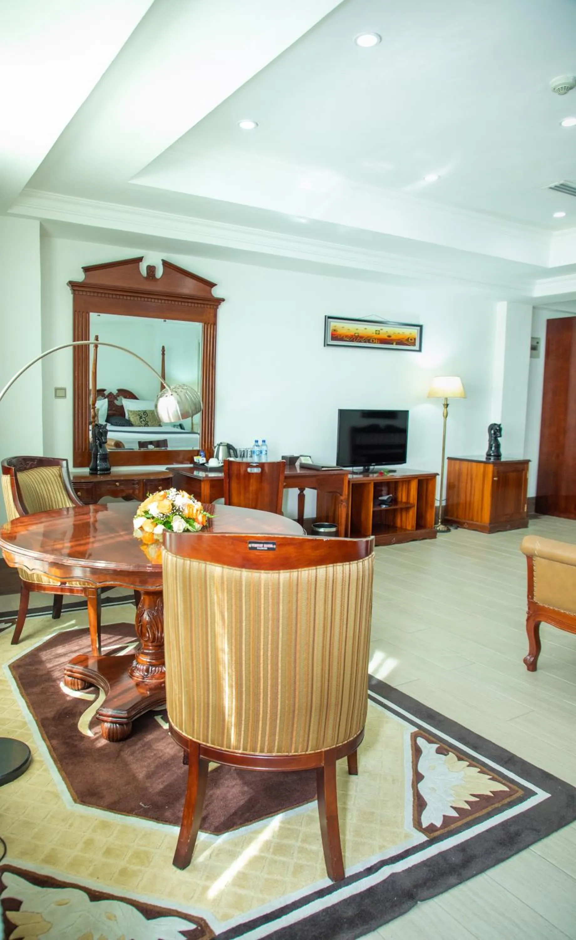 TV and multimedia in Weston Hotel