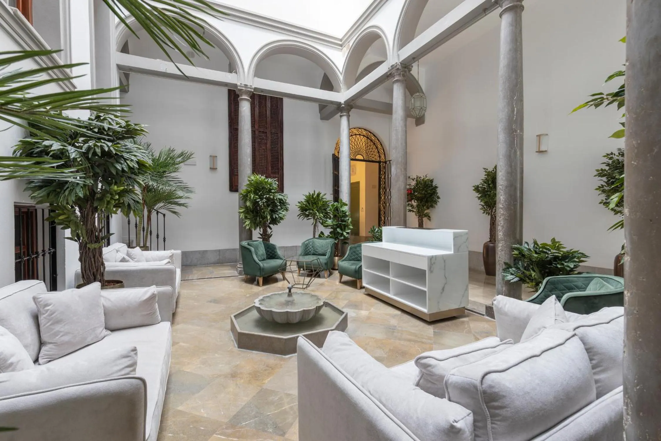 Property building in BiBo Suites Palacio de Portago