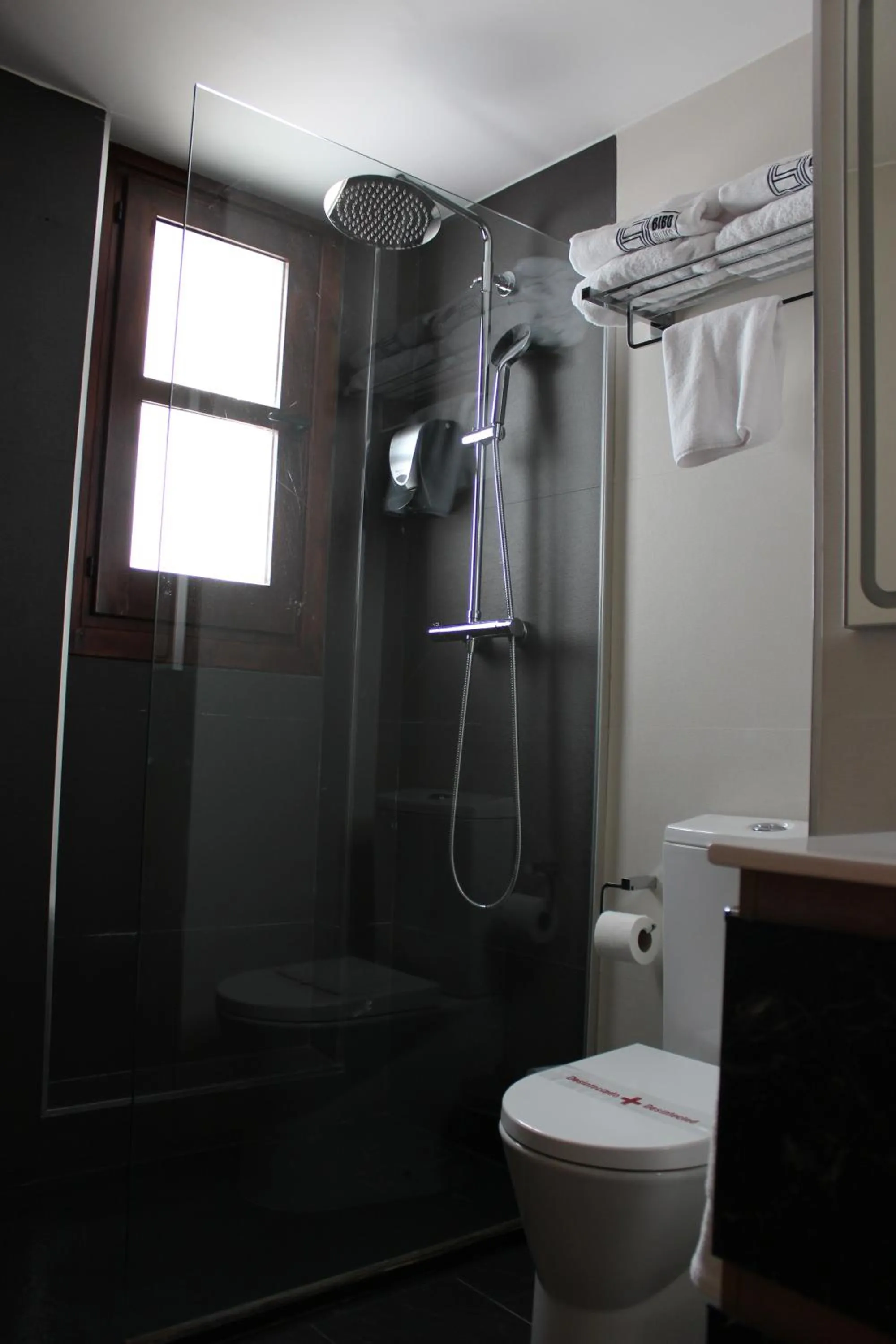 Bathroom in BiBo Suites Palacio de Portago