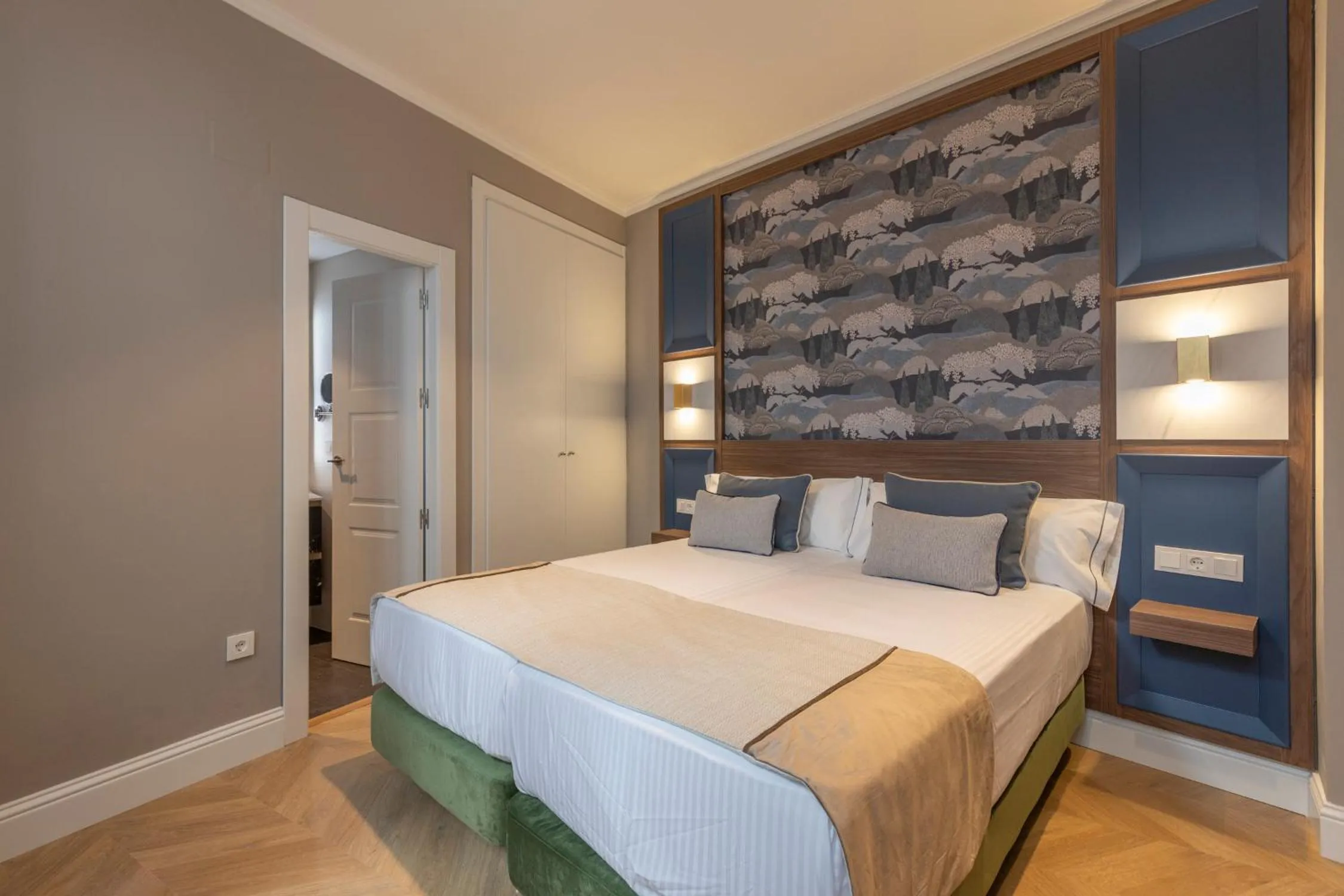 Bed in BiBo Suites Palacio de Portago