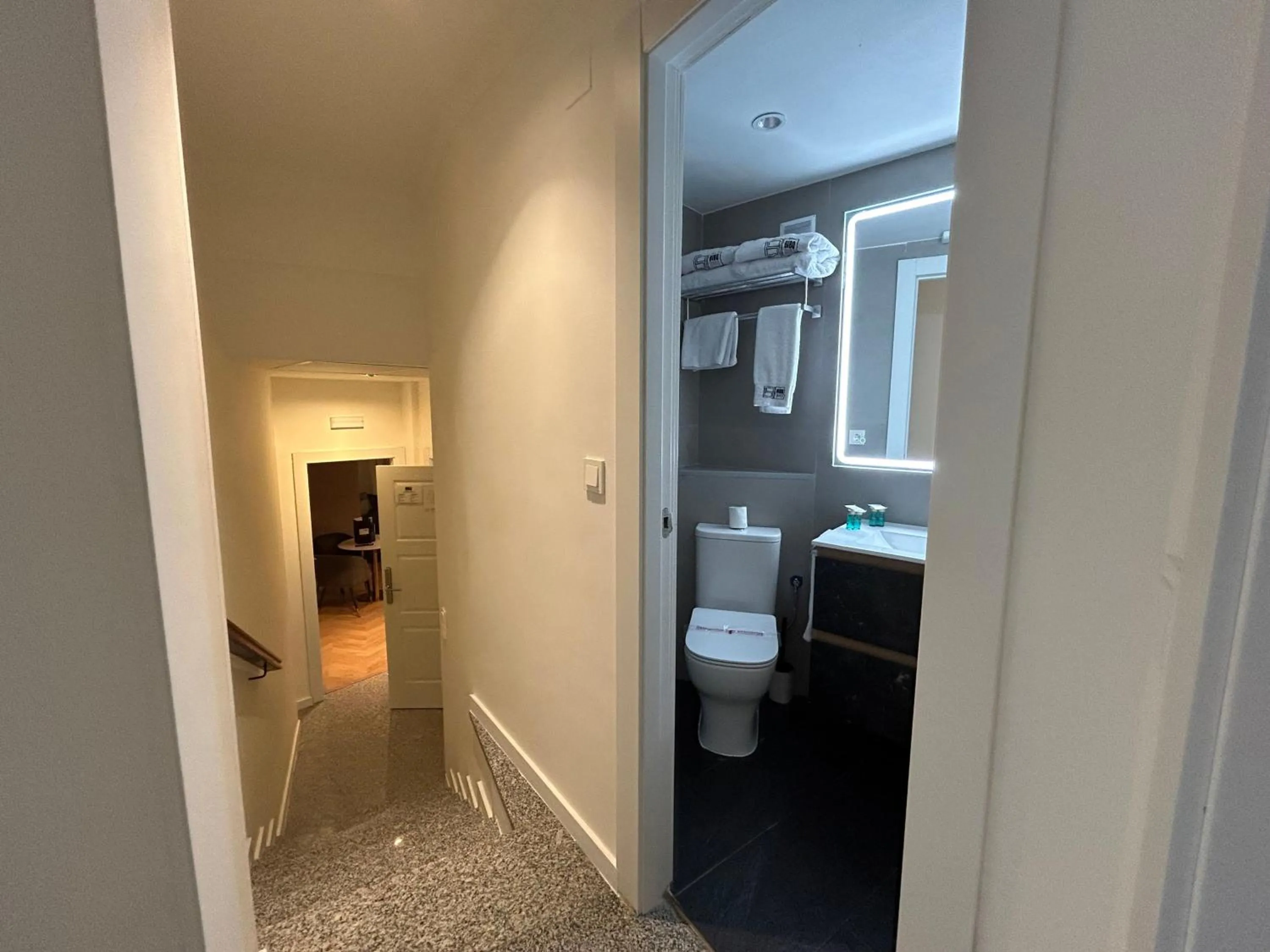 Bathroom in BiBo Suites Palacio de Portago