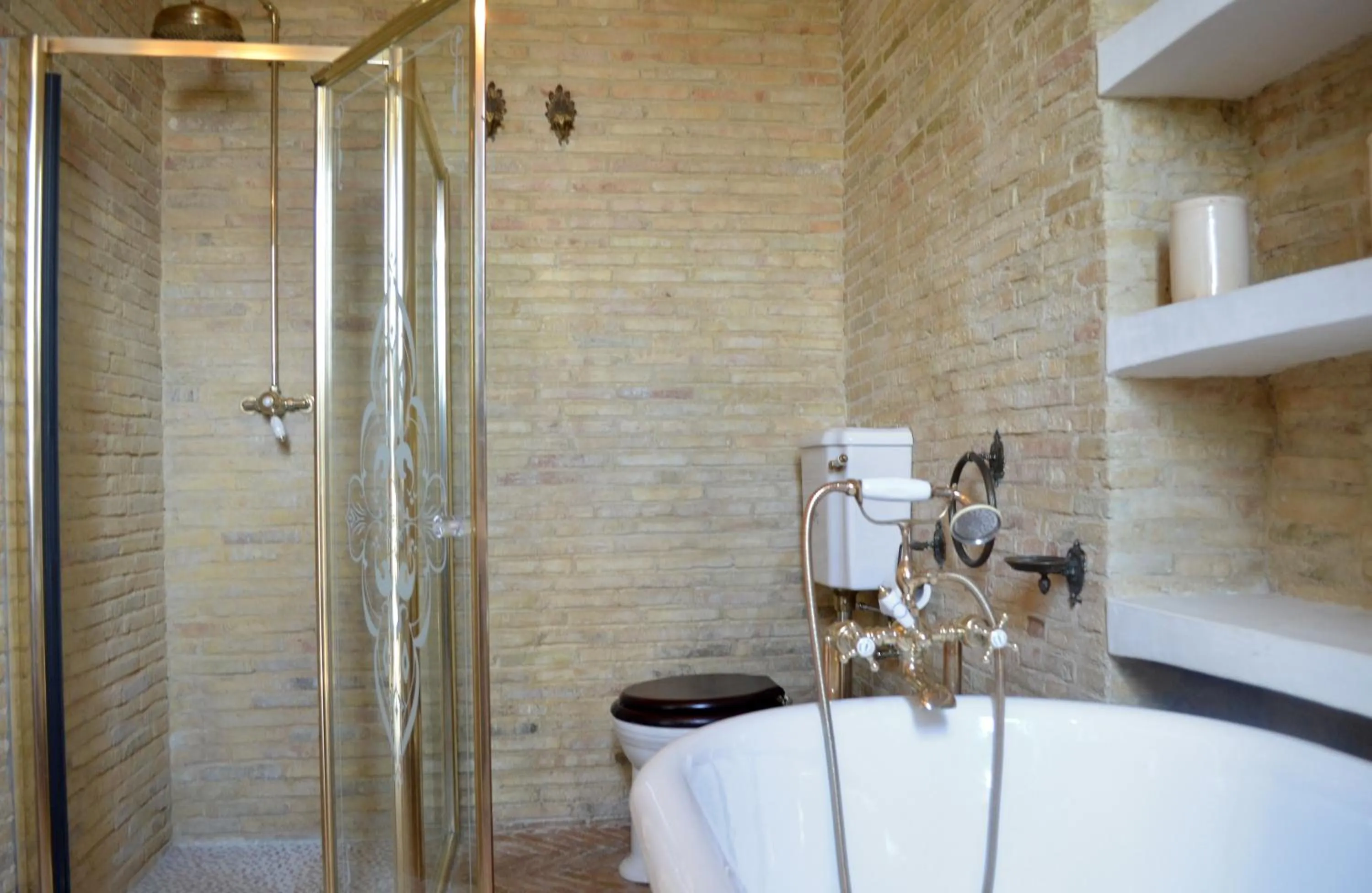 Bathroom in Masseria Celentano Relais & Agriturismo