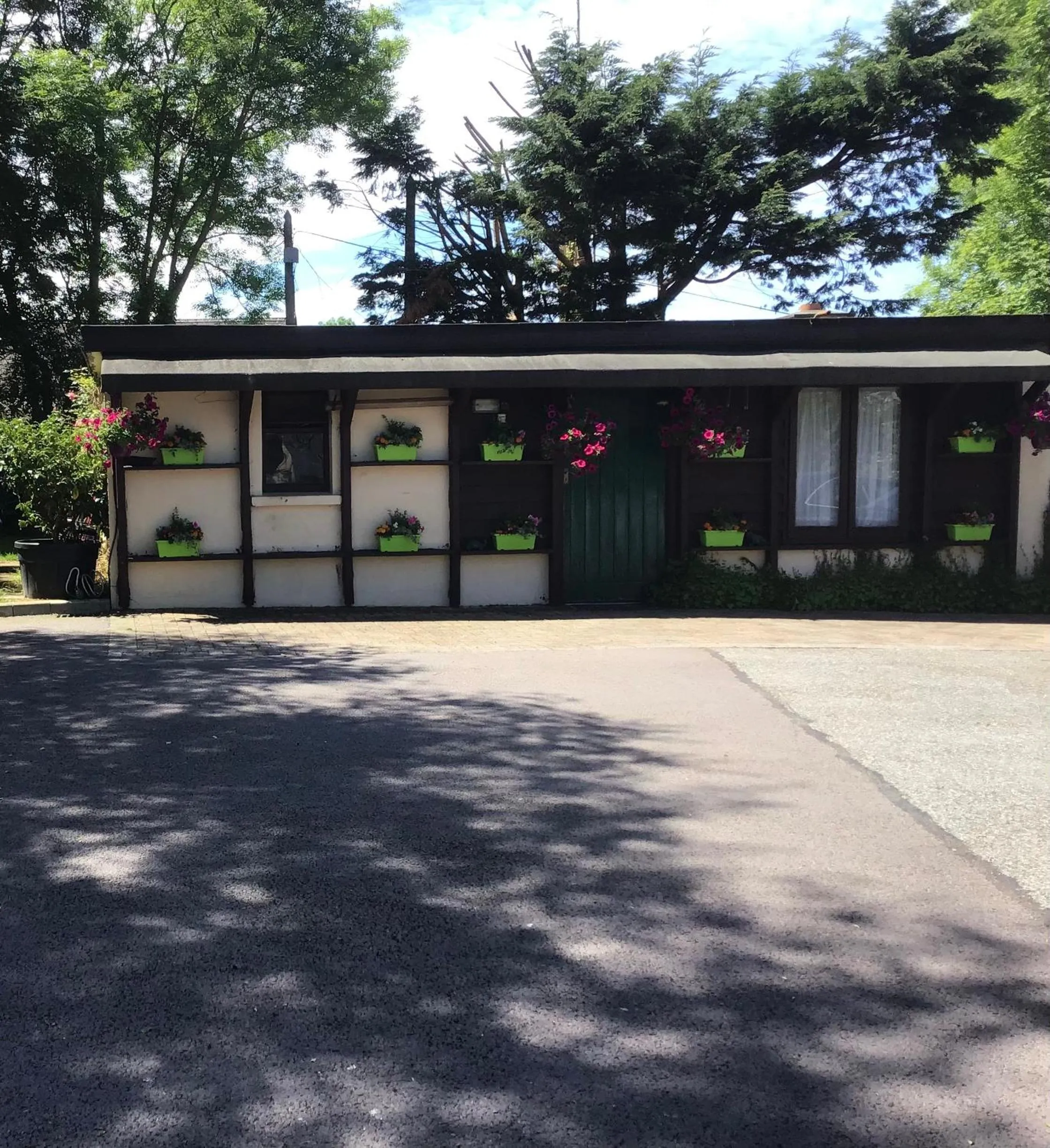 Property building in Aran Lodge