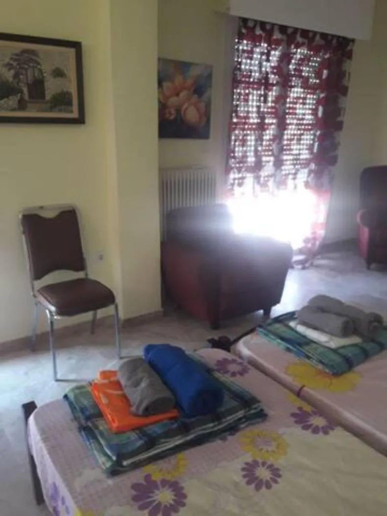 Living room, Bed in HELLAS PALACE ROOM PRIVATE